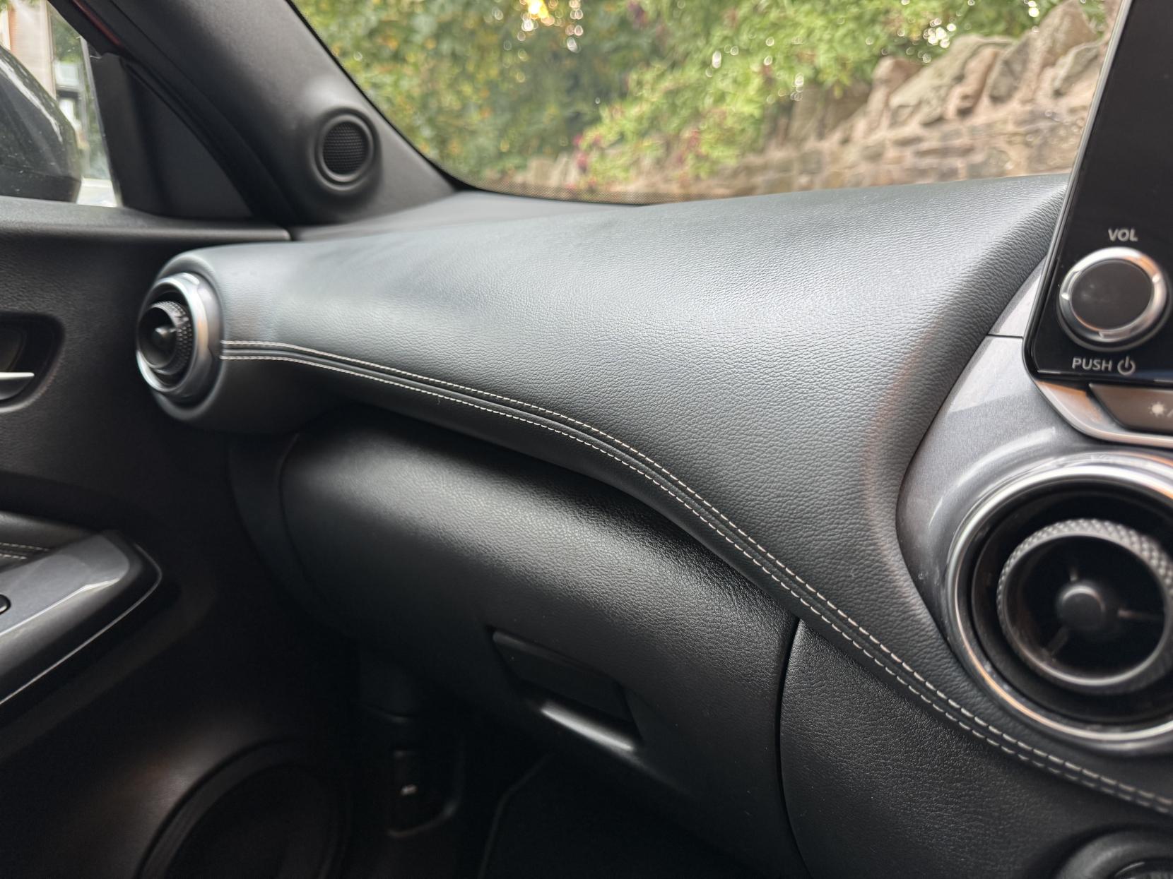 Nissan Juke 1.0 DIG-T N-Connecta SUV 5dr Petrol DCT Auto Euro 6 (s/s) (117 ps)