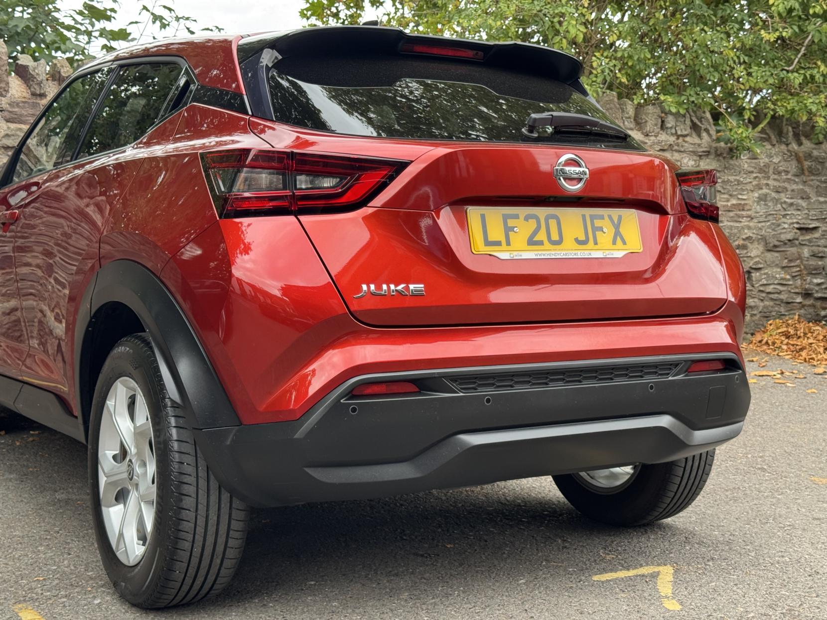 Nissan Juke 1.0 DIG-T N-Connecta SUV 5dr Petrol DCT Auto Euro 6 (s/s) (117 ps)
