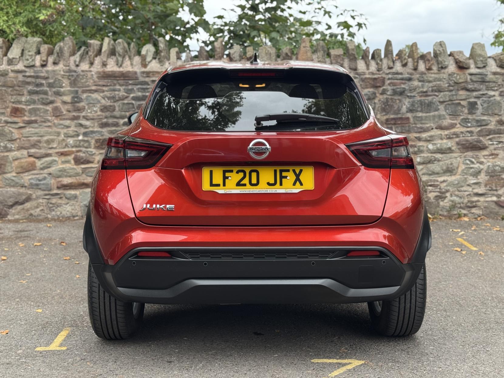 Nissan Juke 1.0 DIG-T N-Connecta SUV 5dr Petrol DCT Auto Euro 6 (s/s) (117 ps)
