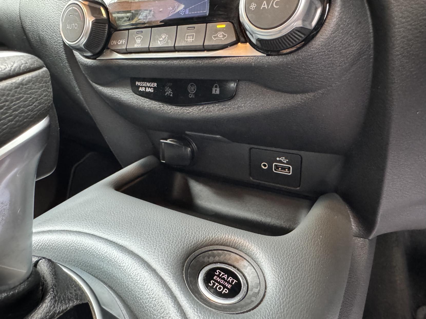 Nissan Juke 1.0 DIG-T N-Connecta SUV 5dr Petrol DCT Auto Euro 6 (s/s) (117 ps)