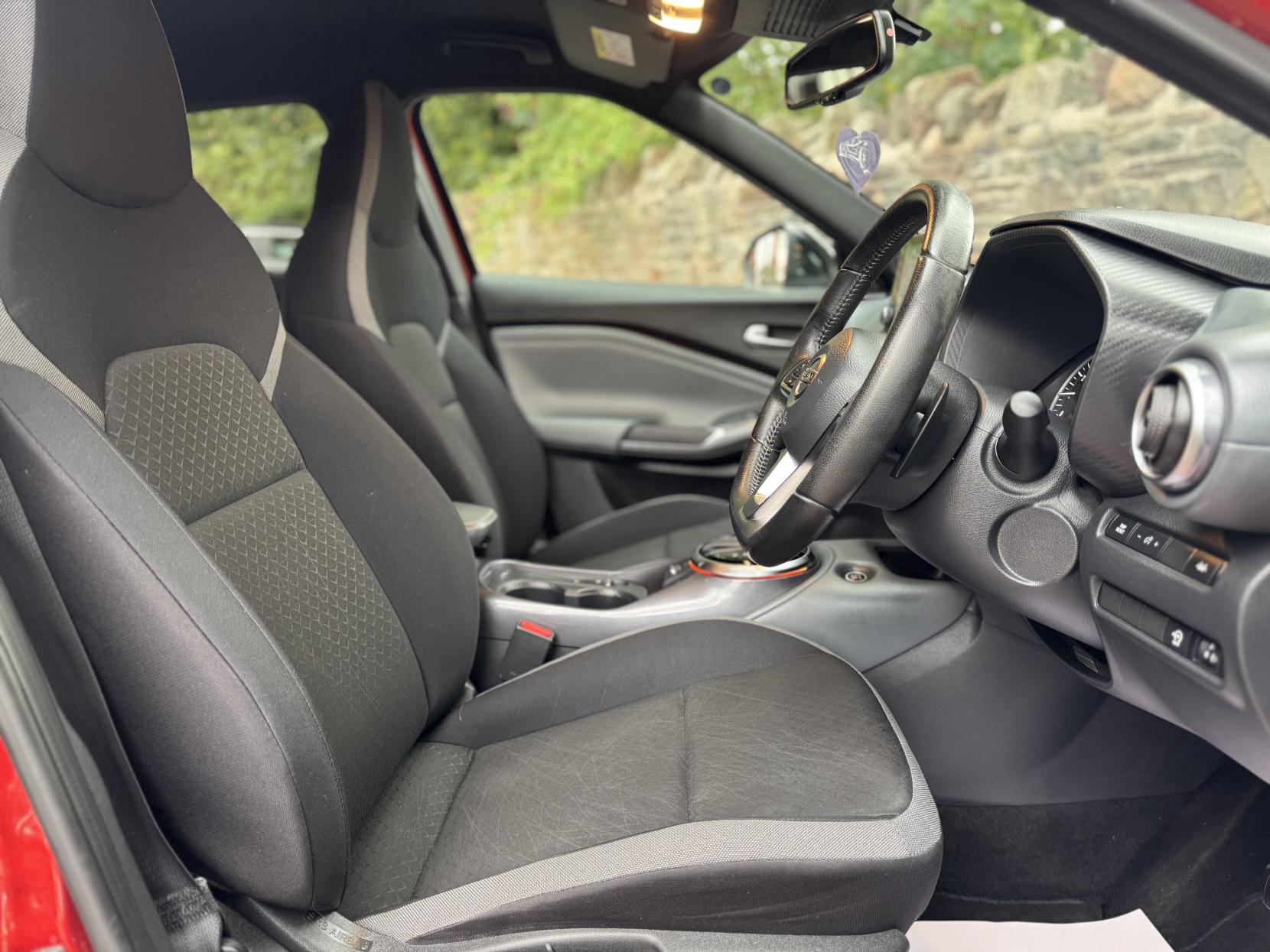Nissan Juke 1.0 DIG-T N-Connecta SUV 5dr Petrol DCT Auto Euro 6 (s/s) (117 ps)