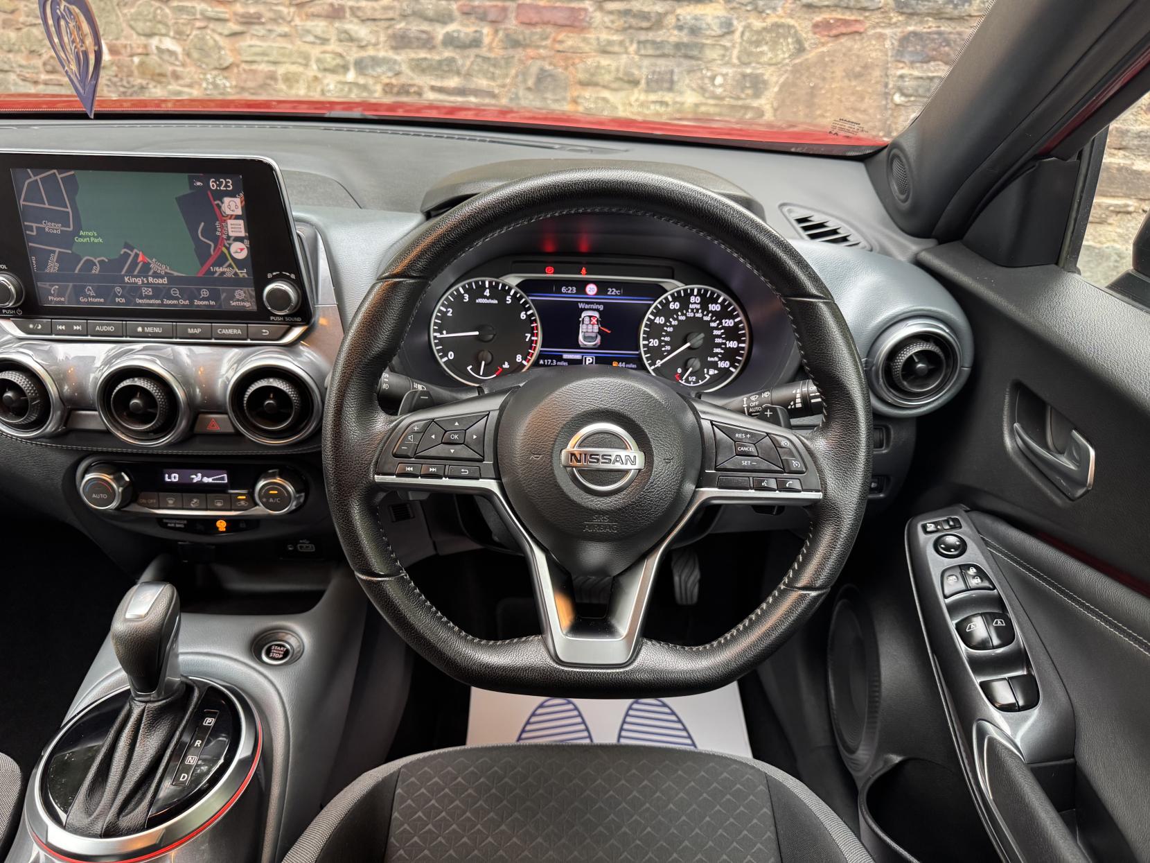 Nissan Juke 1.0 DIG-T N-Connecta SUV 5dr Petrol DCT Auto Euro 6 (s/s) (117 ps)