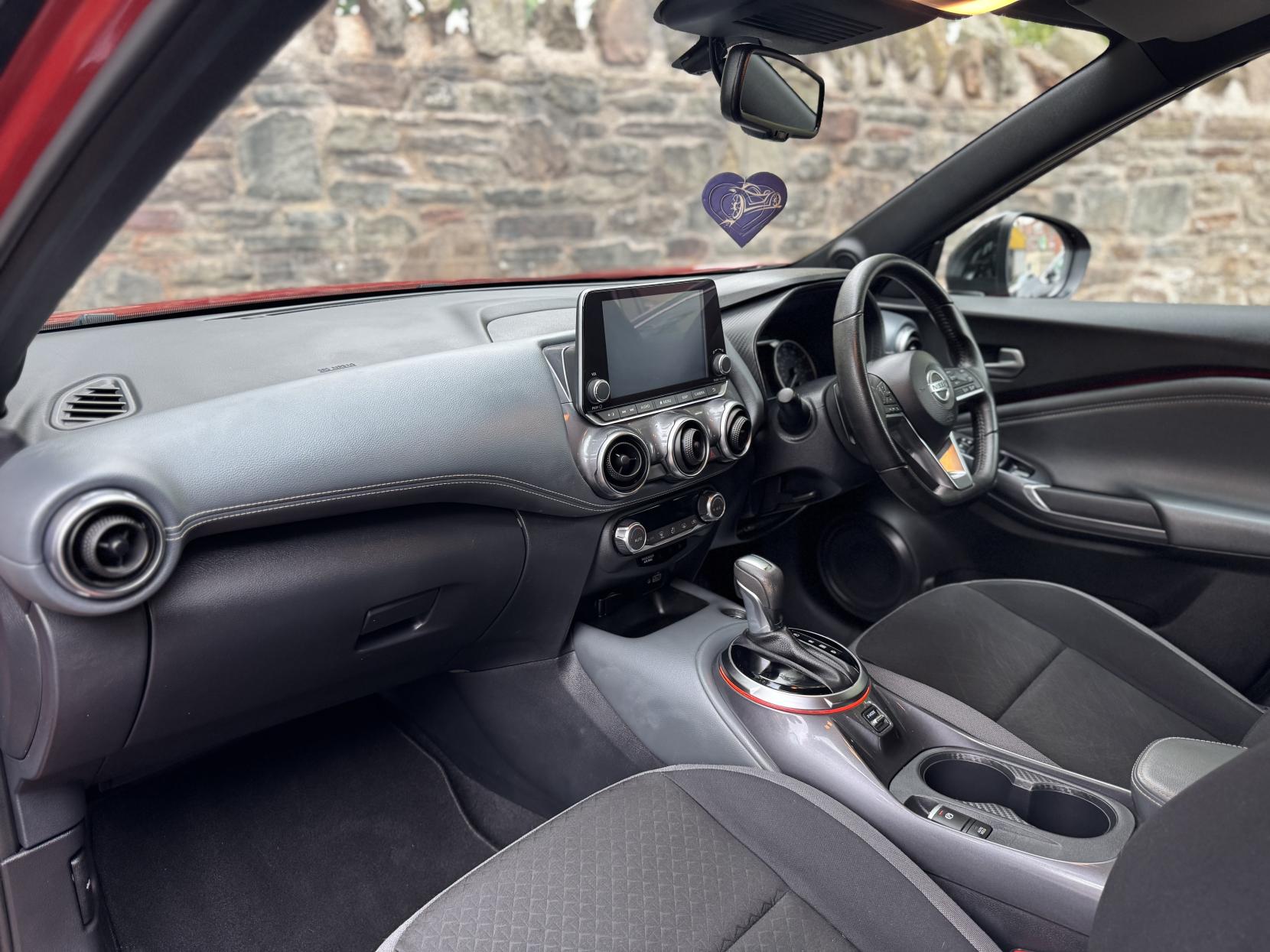 Nissan Juke 1.0 DIG-T N-Connecta SUV 5dr Petrol DCT Auto Euro 6 (s/s) (117 ps)