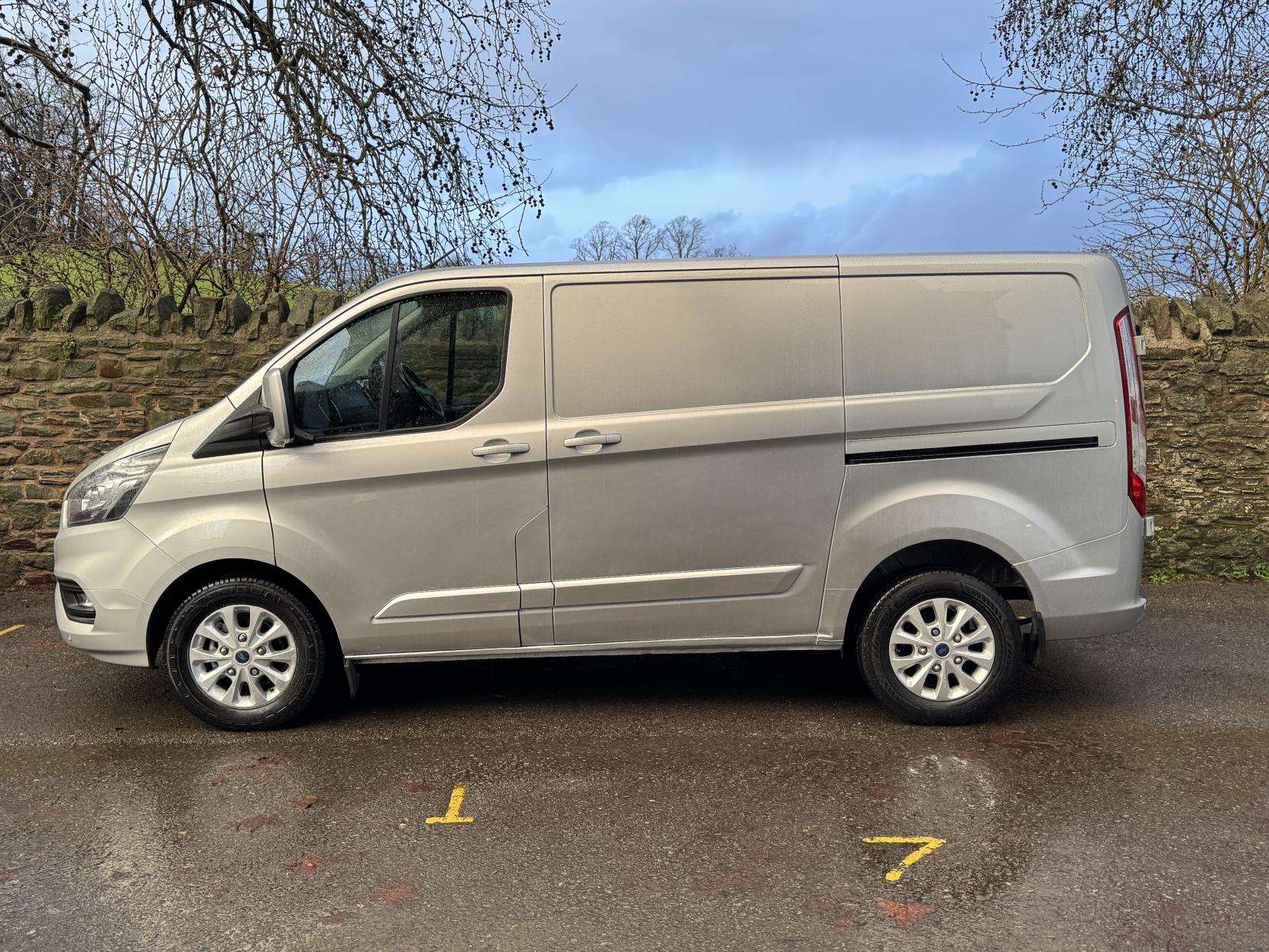 Ford Transit Custom 2.0 280 EcoBlue Limited Panel Van 5dr Diesel Manual L1 H1 Euro 6 (s/s) (130 ps)