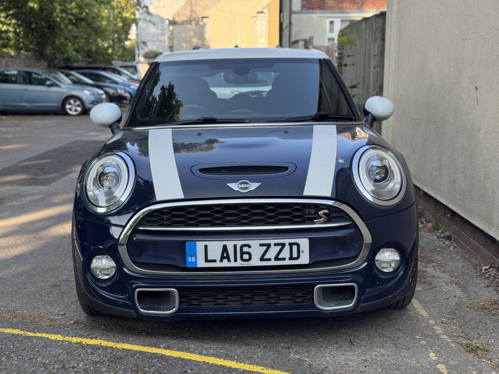MINI Hatch 2.0 Cooper SD Hatchback 5dr Diesel Manual Euro 6 (s/s) (170 ps)