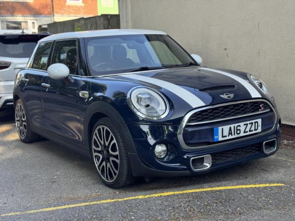 MINI Hatch 2.0 Cooper SD Hatchback 5dr Diesel Manual Euro 6 (s/s) (170 ps)