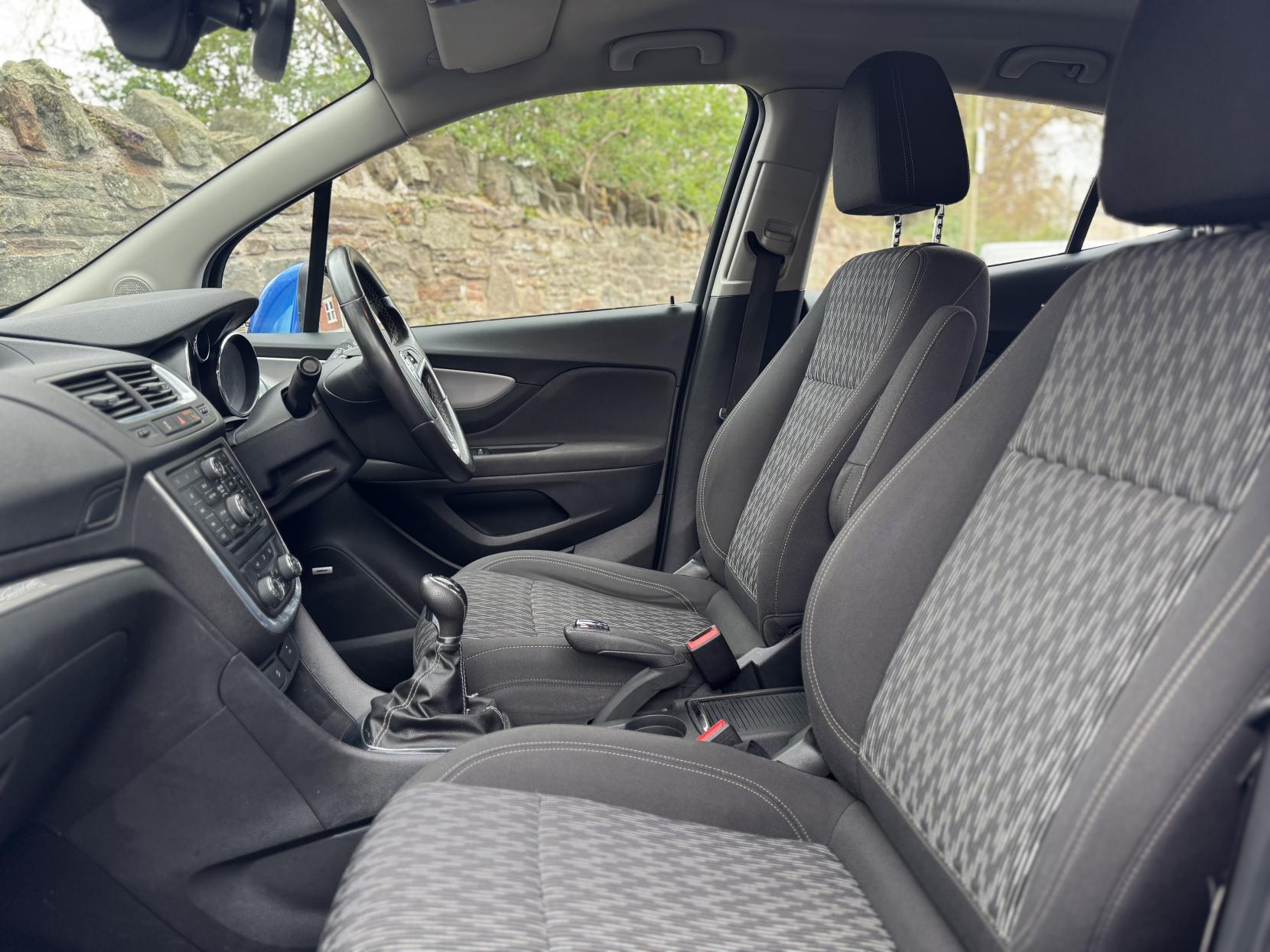 Vauxhall Mokka 1.7 CDTi Exclusiv SUV 5dr Diesel Manual 2WD Euro 5 (s/s) (130 ps)