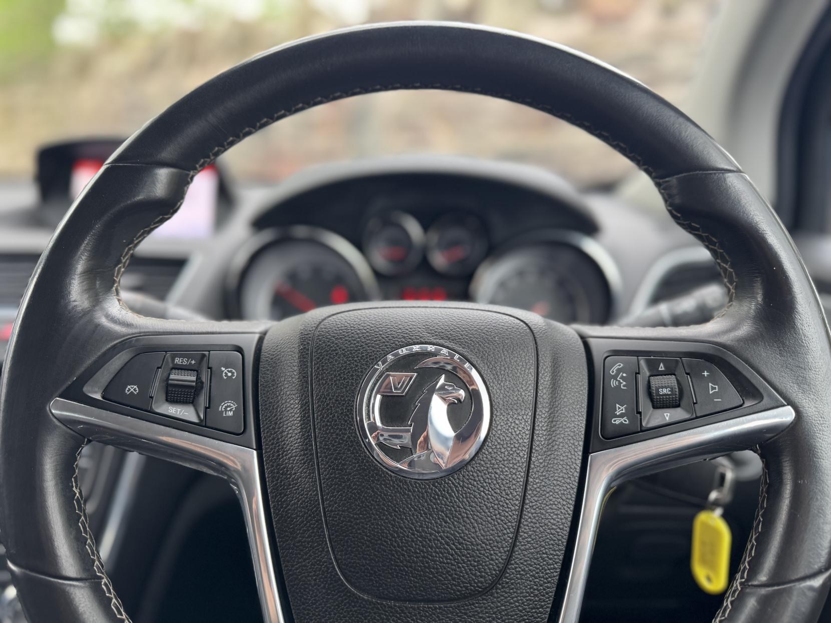 Vauxhall Mokka 1.7 CDTi Exclusiv SUV 5dr Diesel Manual 2WD Euro 5 (s/s) (130 ps)