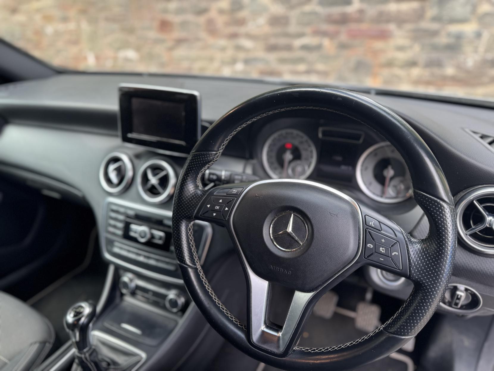 Mercedes-Benz A Class 2.1 A200 CDI Sport Hatchback 5dr Diesel Manual Euro 6 (s/s) (136 ps)