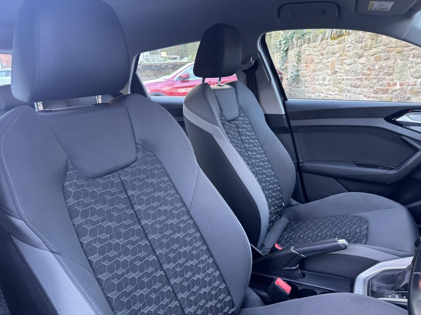 Audi A1 1.0 TFSI 30 Sport Sportback 5dr Petrol S Tronic Euro 6 (s/s) (116 ps)