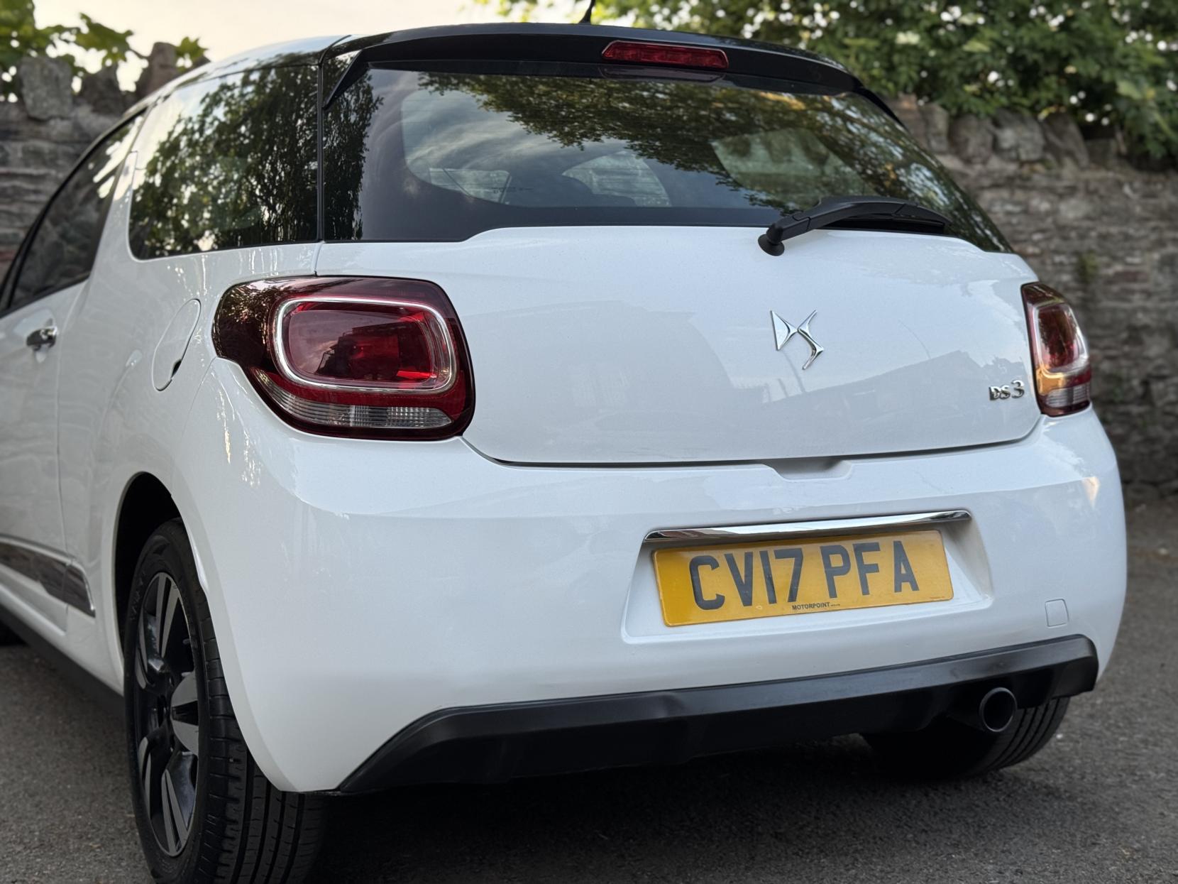 DS AUTOMOBILES DS 3 1.2 PureTech Chic Hatchback 3dr Petrol Manual Euro 6 (82 ps)