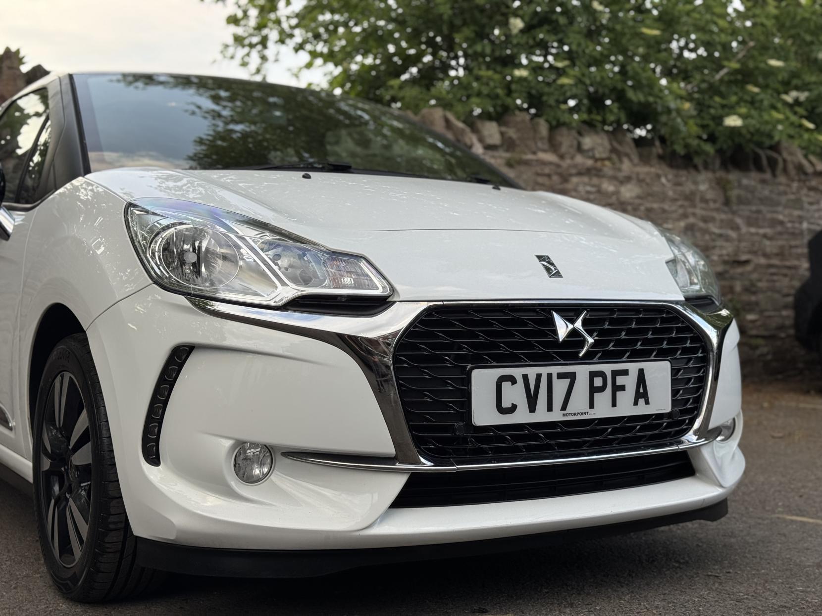 DS AUTOMOBILES DS 3 1.2 PureTech Chic Hatchback 3dr Petrol Manual Euro 6 (82 ps)
