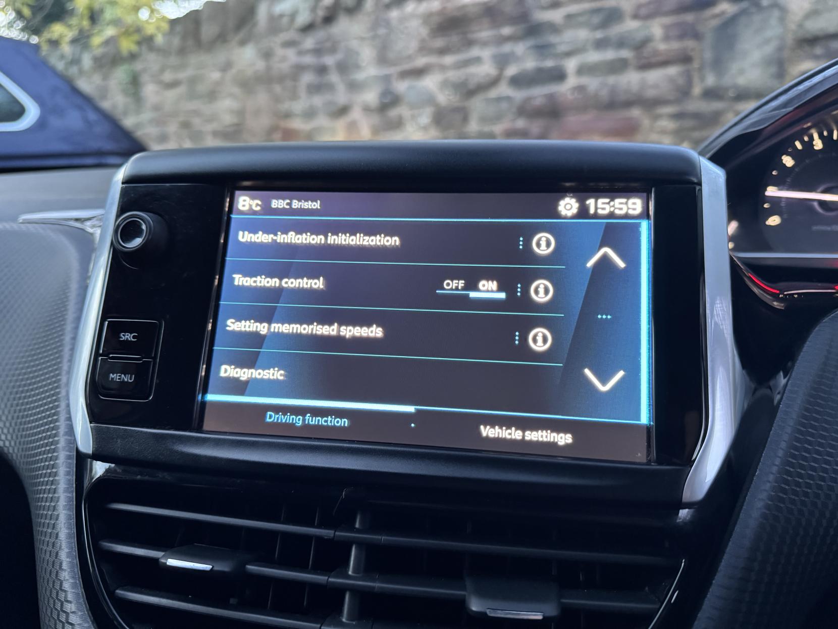 Peugeot 208 1.2 PureTech Signature Hatchback 5dr Petrol Manual Euro 6 (s/s) (82 ps)