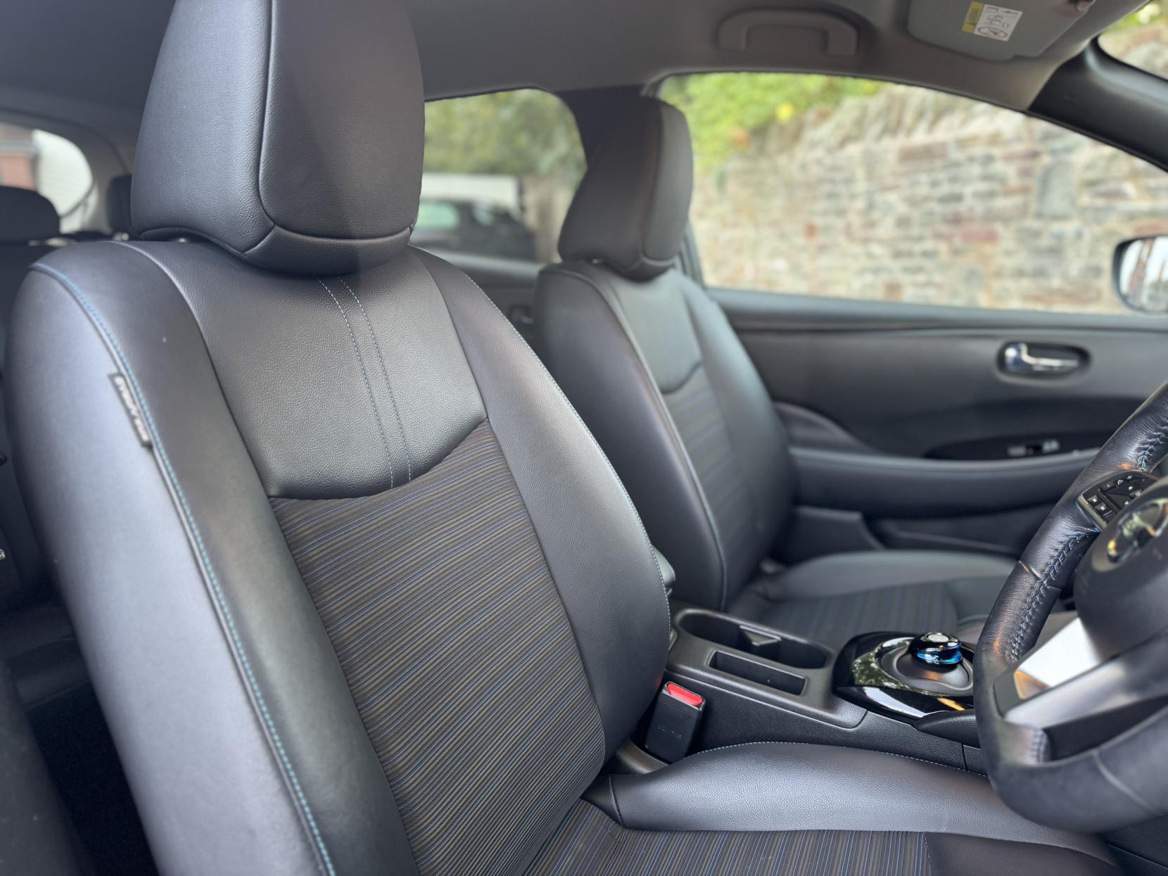 Nissan Leaf 62kWh e+ N-Connecta Hatchback 5dr Electric Auto (217 ps)