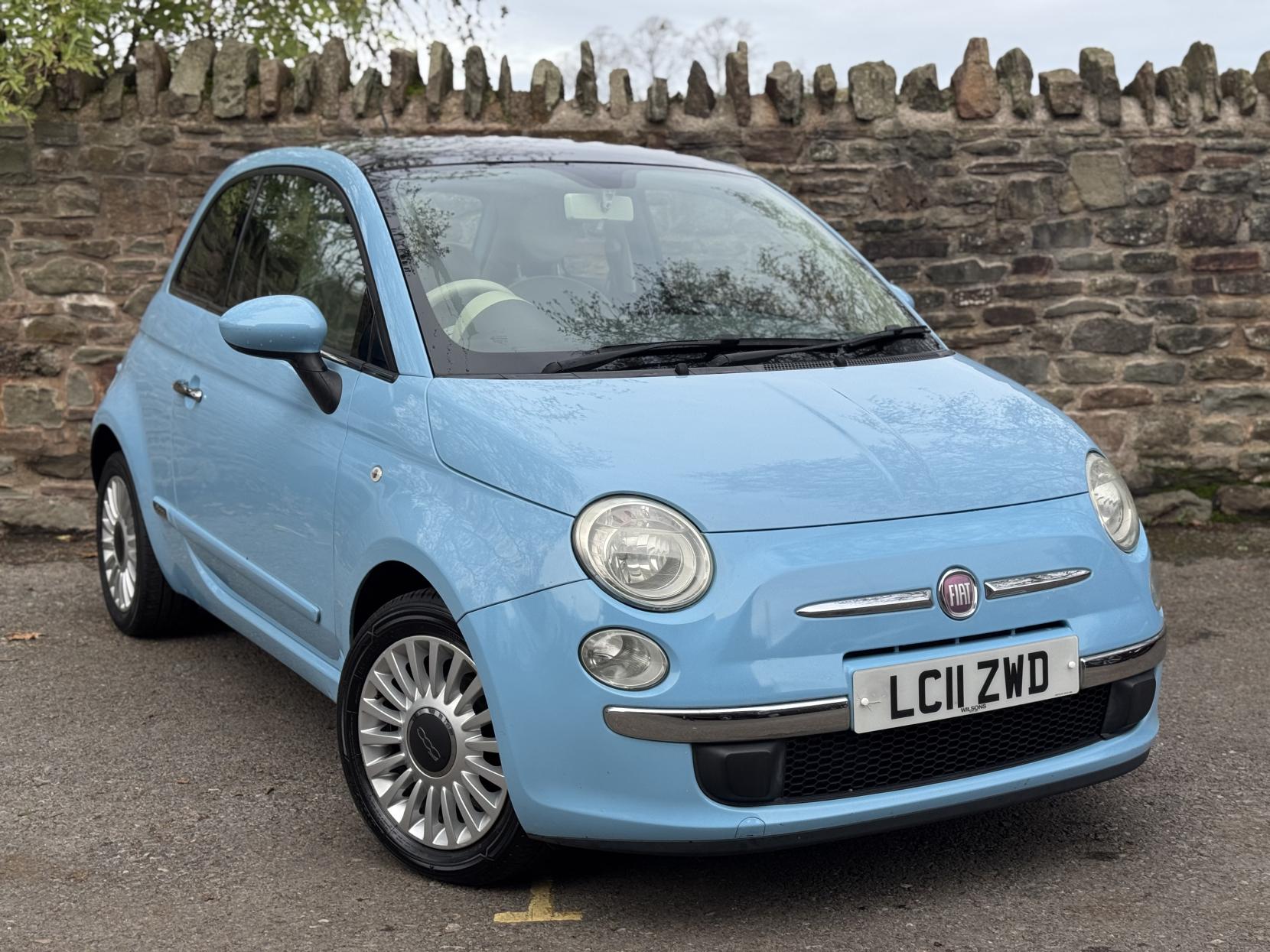 Fiat 500 1.2 Lounge Hatchback 3dr Petrol Dualogic Euro 4 (69 bhp)