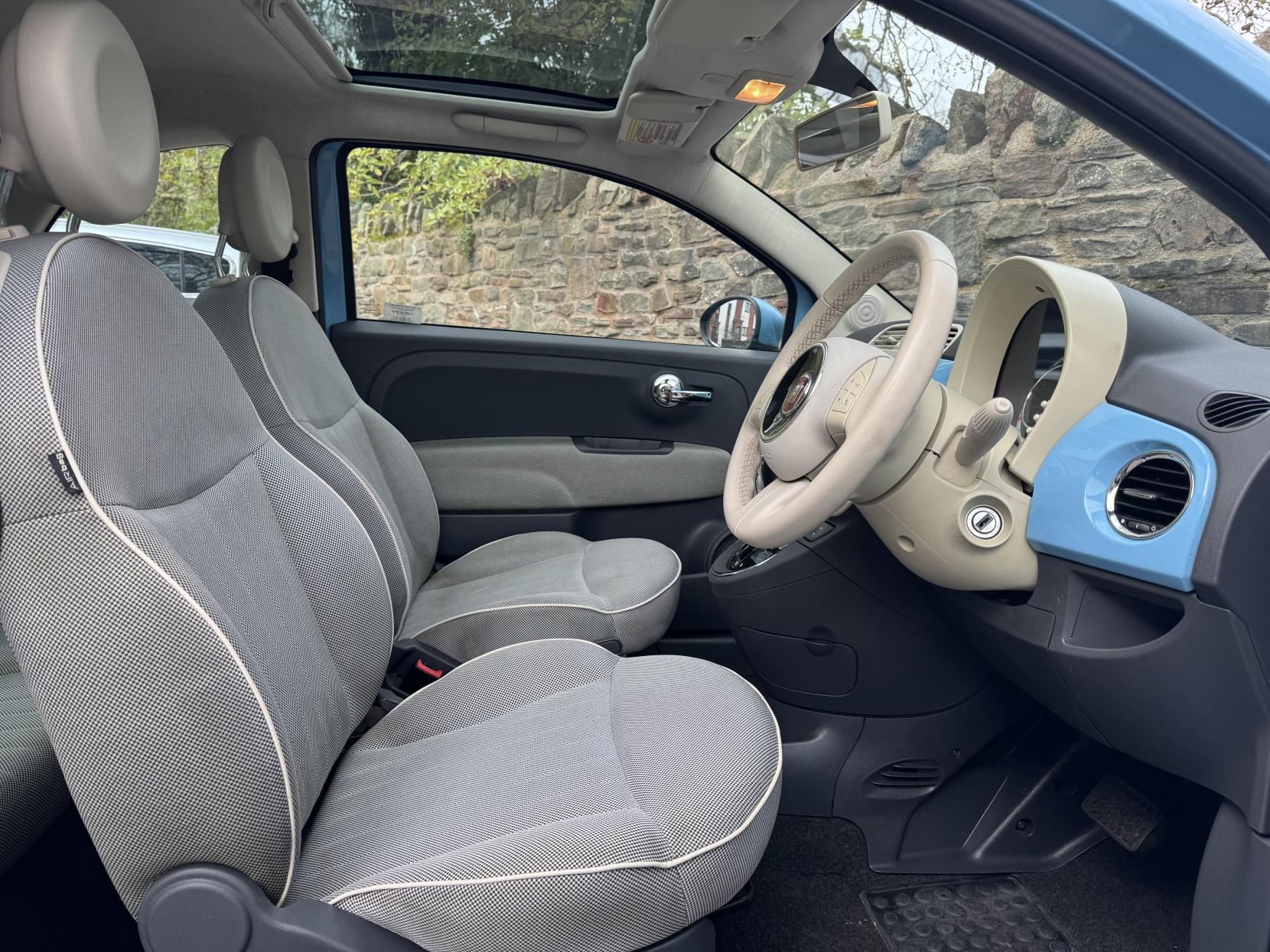 Fiat 500 1.2 Lounge Hatchback 3dr Petrol Dualogic Euro 4 (69 bhp)