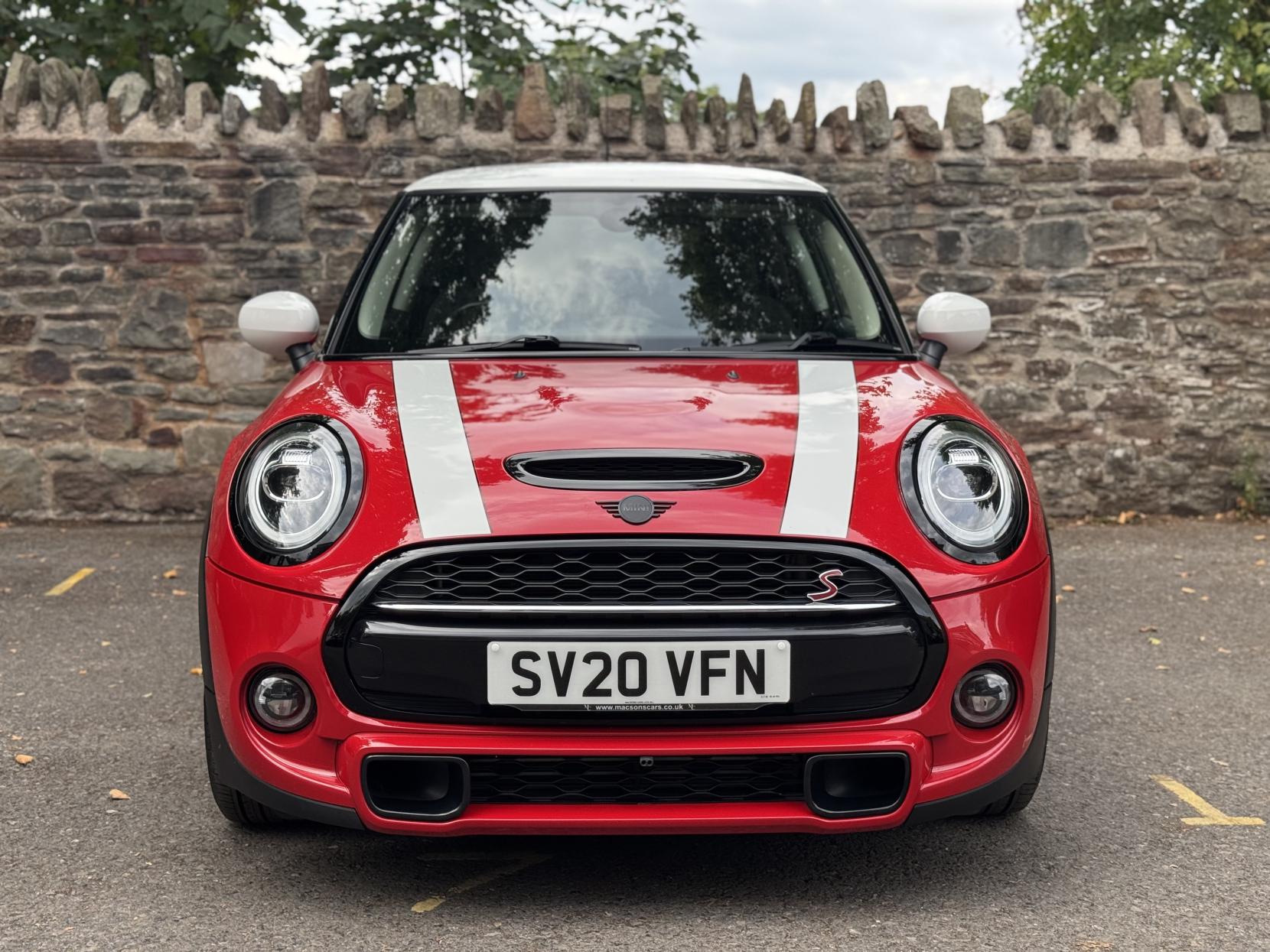 MINI Hatch 2.0 Cooper S Classic Hatchback 3dr Petrol Manual Euro 6 (s/s) (192 ps)