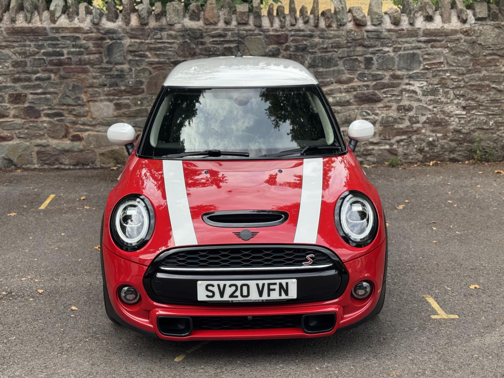 MINI Hatch 2.0 Cooper S Classic Hatchback 3dr Petrol Manual Euro 6 (s/s) (192 ps)