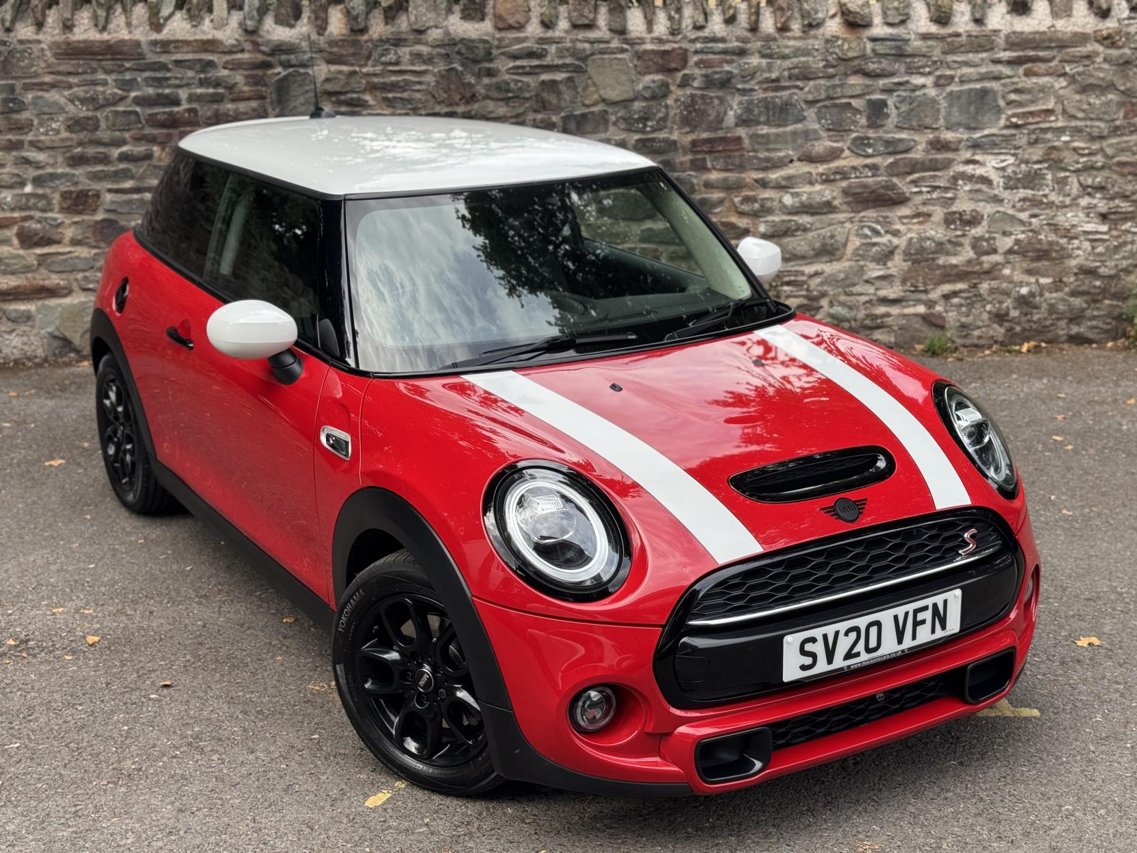 MINI Hatch 2.0 Cooper S Classic Hatchback 3dr Petrol Manual Euro 6 (s/s) (192 ps)