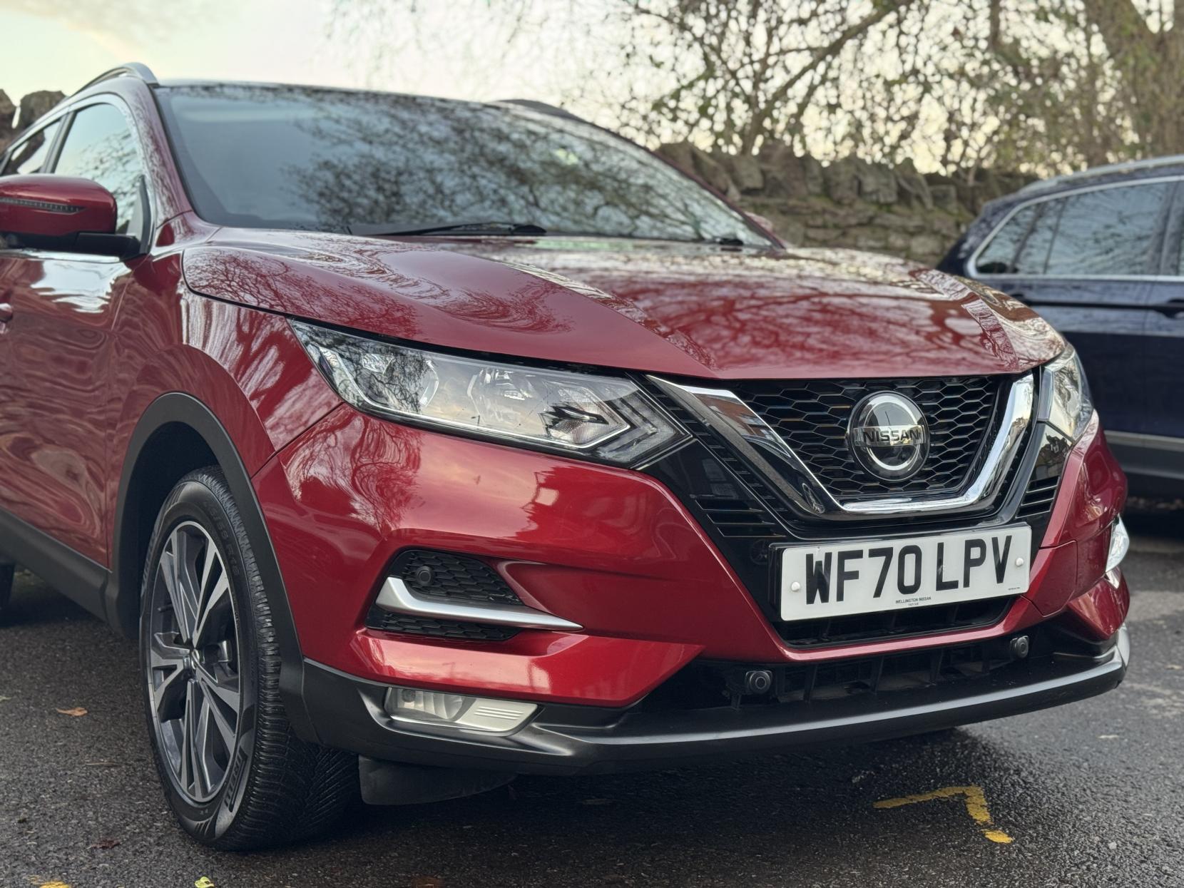 Nissan Qashqai 1.3 DIG-T N-Connecta SUV 5dr Petrol Manual Euro 6 (s/s) (140 ps)
