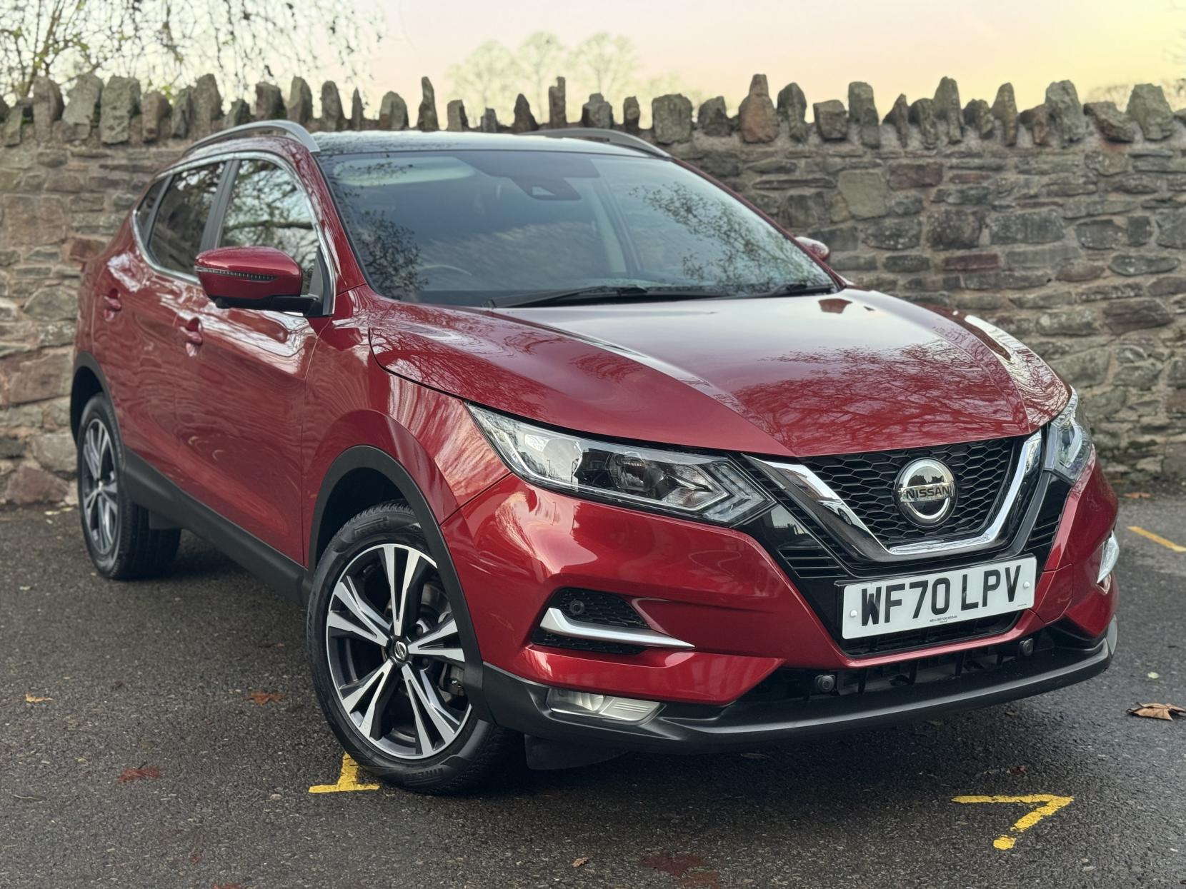 Nissan Qashqai 1.3 DIG-T N-Connecta SUV 5dr Petrol Manual Euro 6 (s/s) (140 ps)