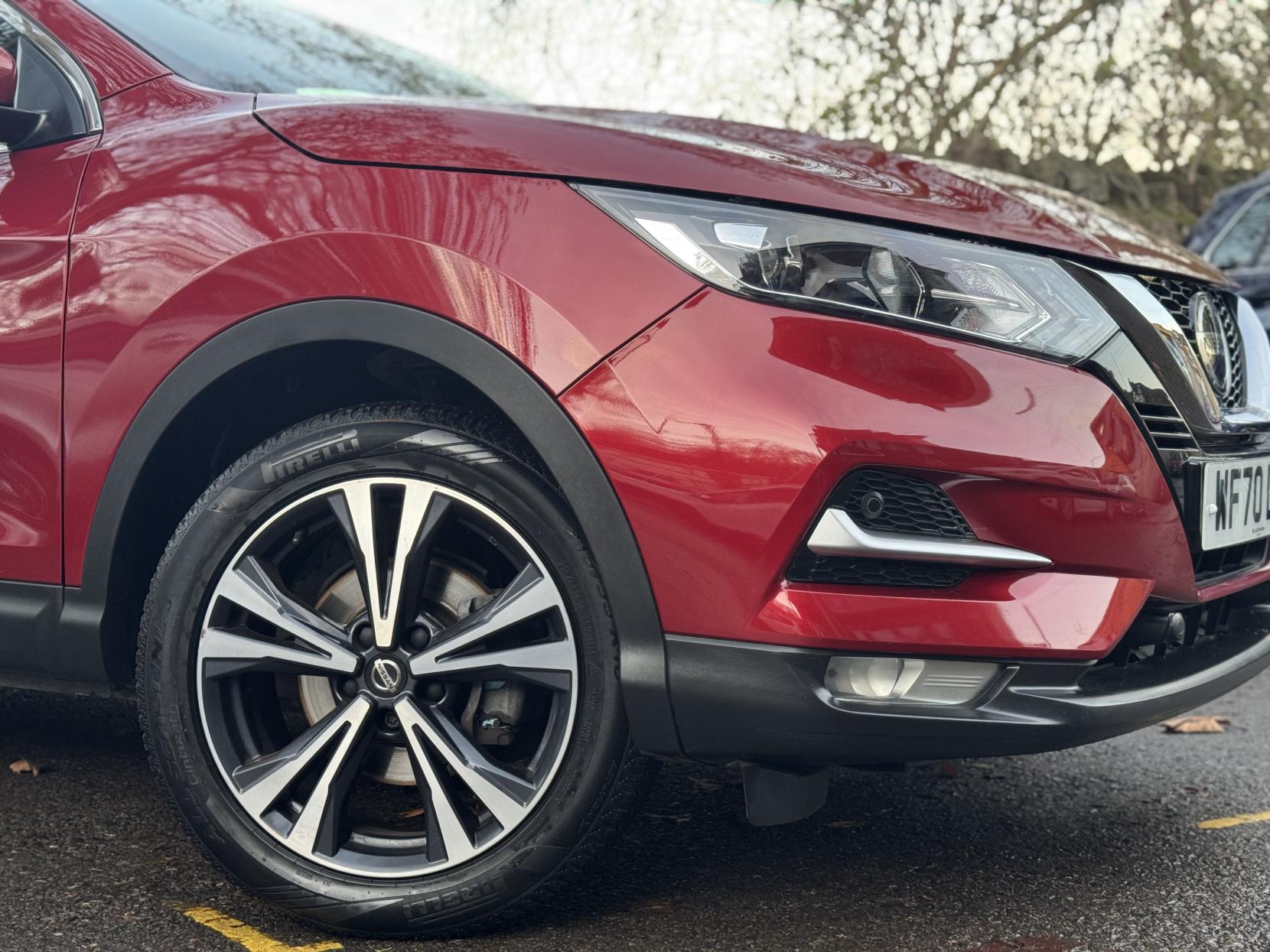 Nissan Qashqai 1.3 DIG-T N-Connecta SUV 5dr Petrol Manual Euro 6 (s/s) (140 ps)