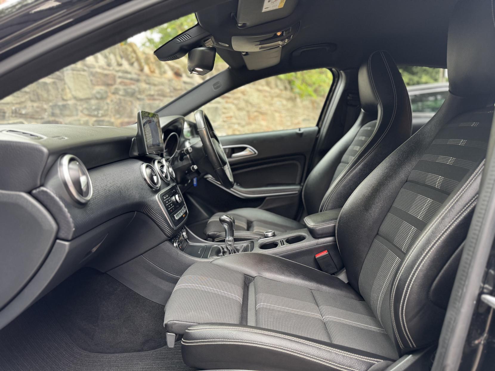 Mercedes-Benz A Class 2.1 A200d Sport Edition Hatchback 5dr Diesel Manual Euro 6 (s/s) (136 ps)