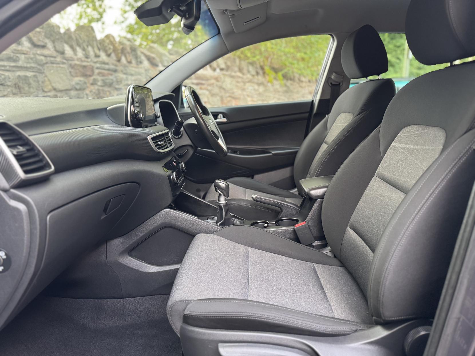 Hyundai TUCSON 1.6 GDi SE Nav SUV 5dr Petrol Manual Euro 6 (s/s) (132 ps)