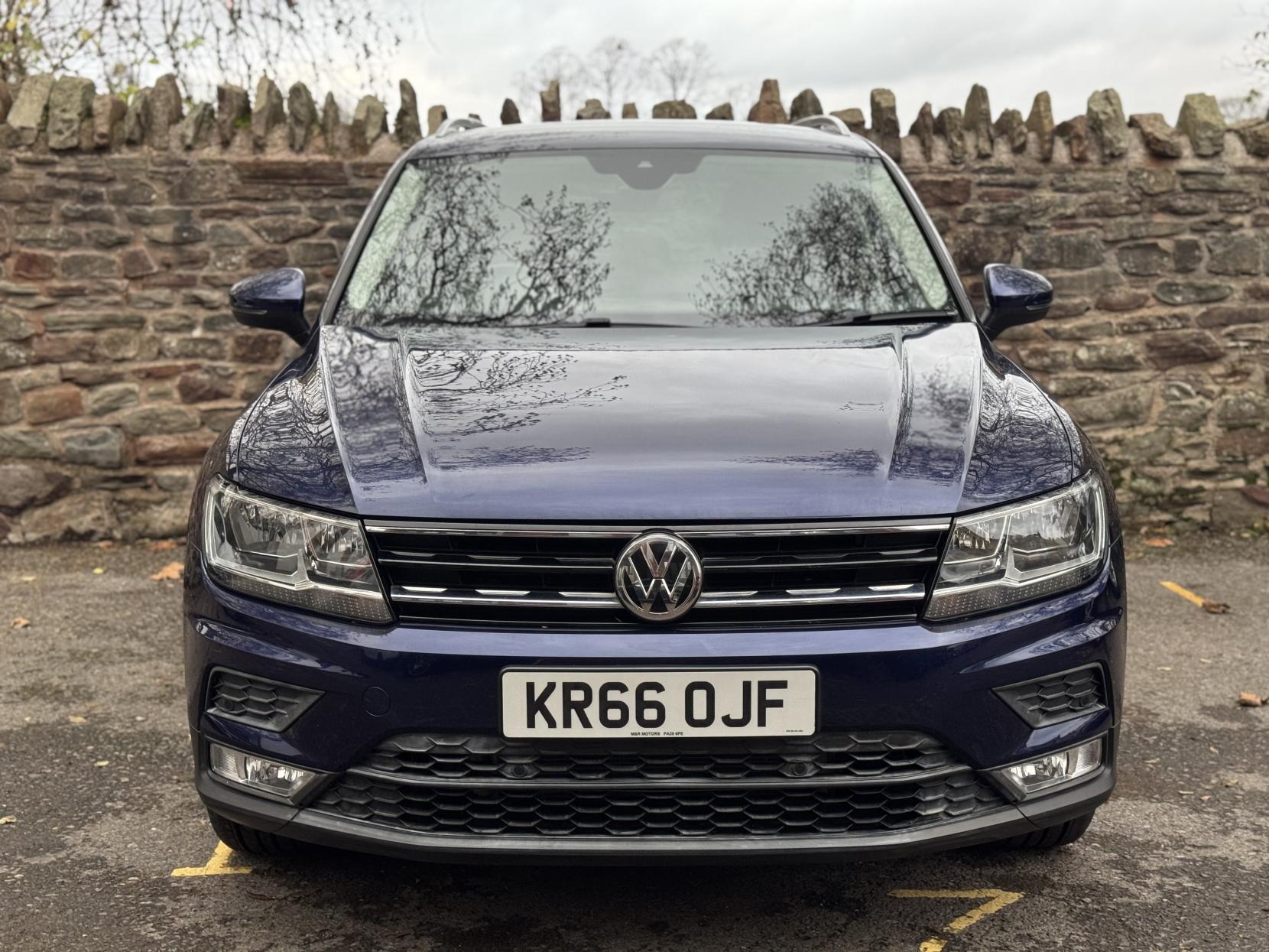 Volkswagen Tiguan 2.0 TDI BlueMotion Tech SE Navigation SUV 5dr Diesel DSG 4Motion Euro 6 (s/s) (150 ps)