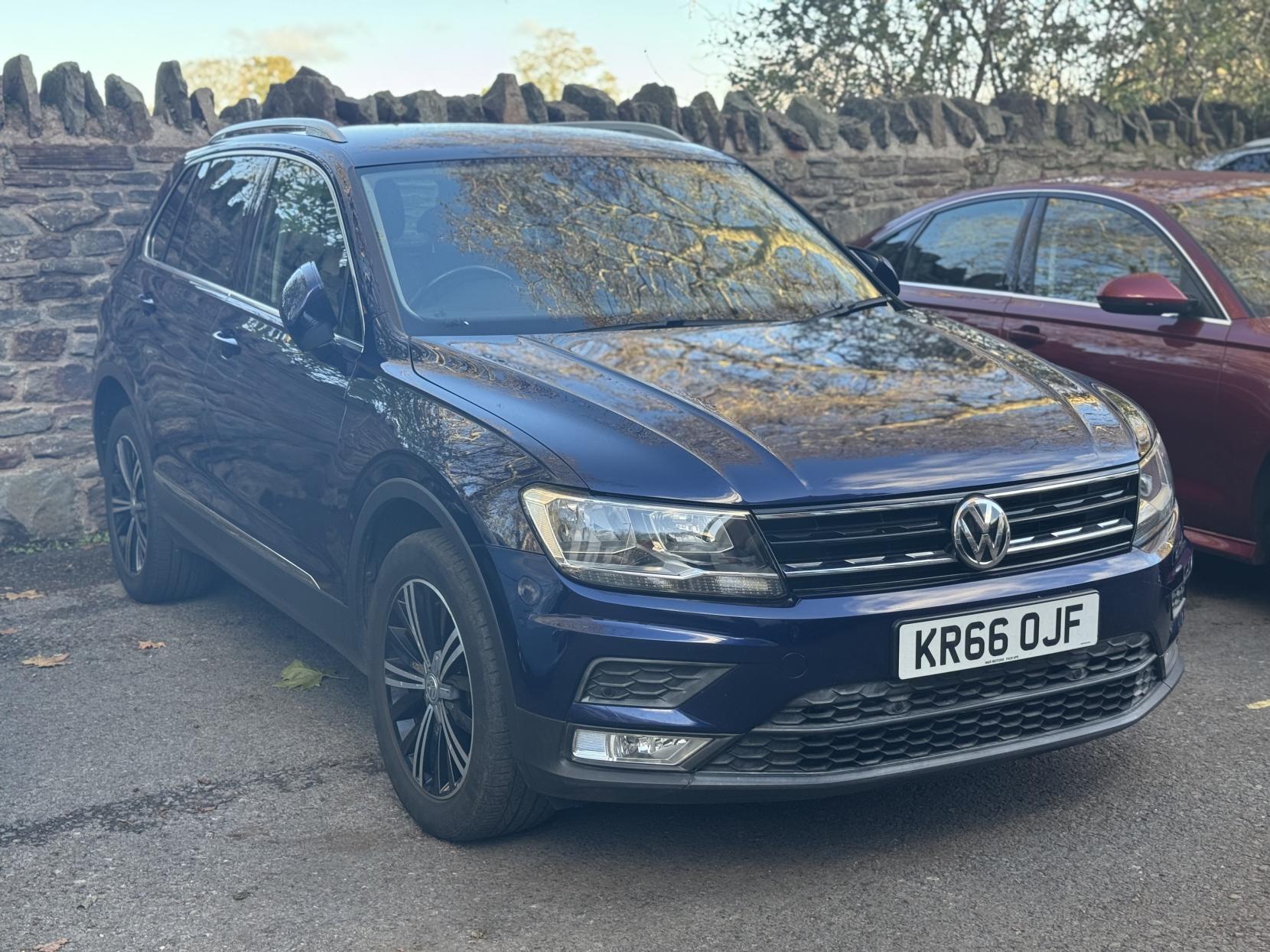 Volkswagen Tiguan 2.0 TDI BlueMotion Tech SE Navigation SUV 5dr Diesel DSG 4Motion Euro 6 (s/s) (150 ps)