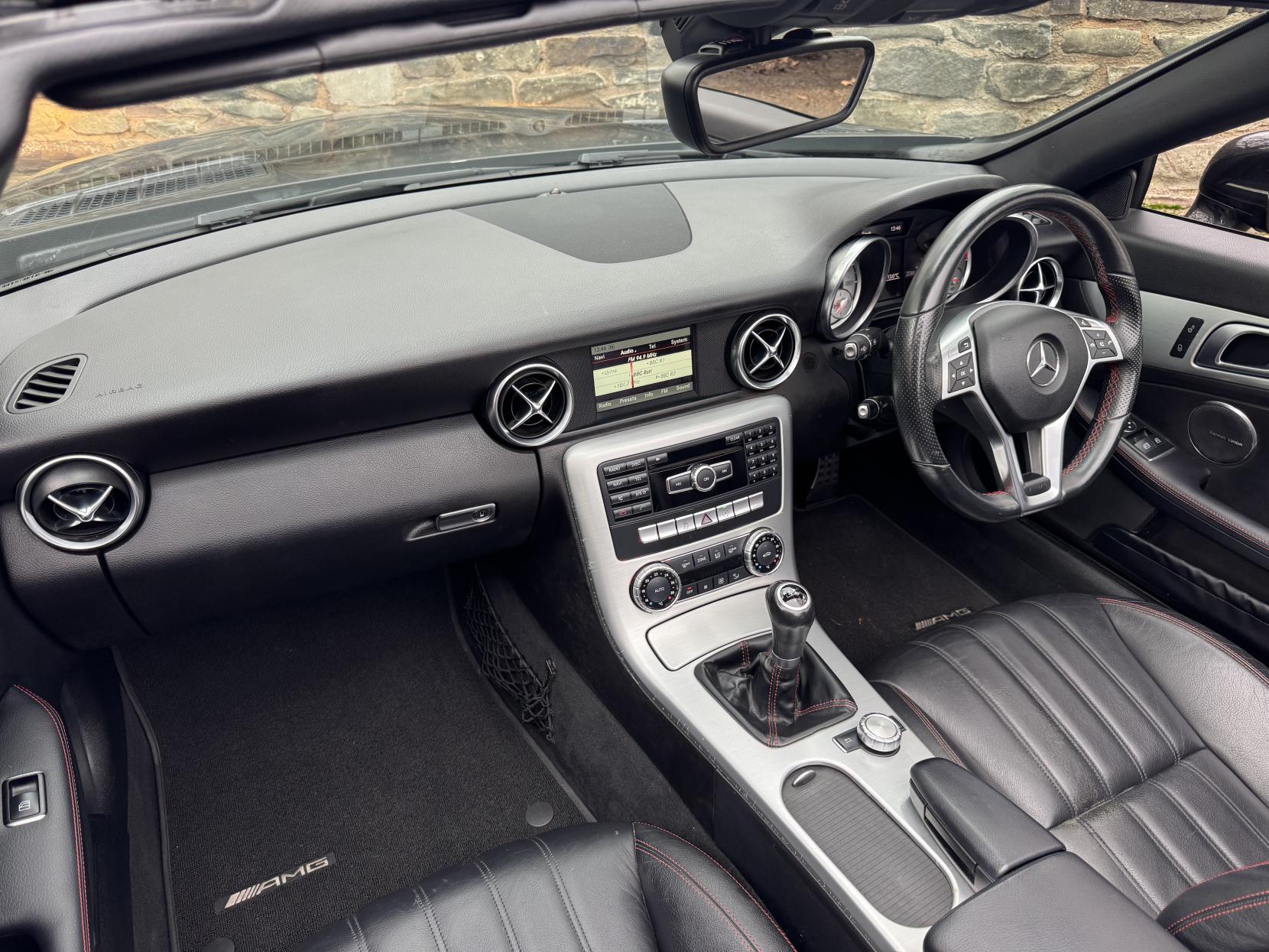 Mercedes-Benz SLK 2.0 SLK200 AMG Sport Convertible 2dr Petrol Manual Euro 6 (s/s) (184 ps)