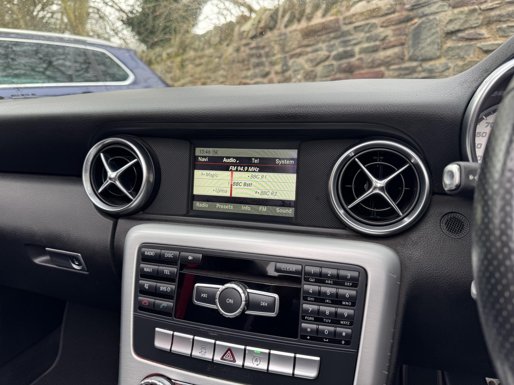 Mercedes-Benz SLK 2.0 SLK200 AMG Sport Convertible 2dr Petrol Manual Euro 6 (s/s) (184 ps)