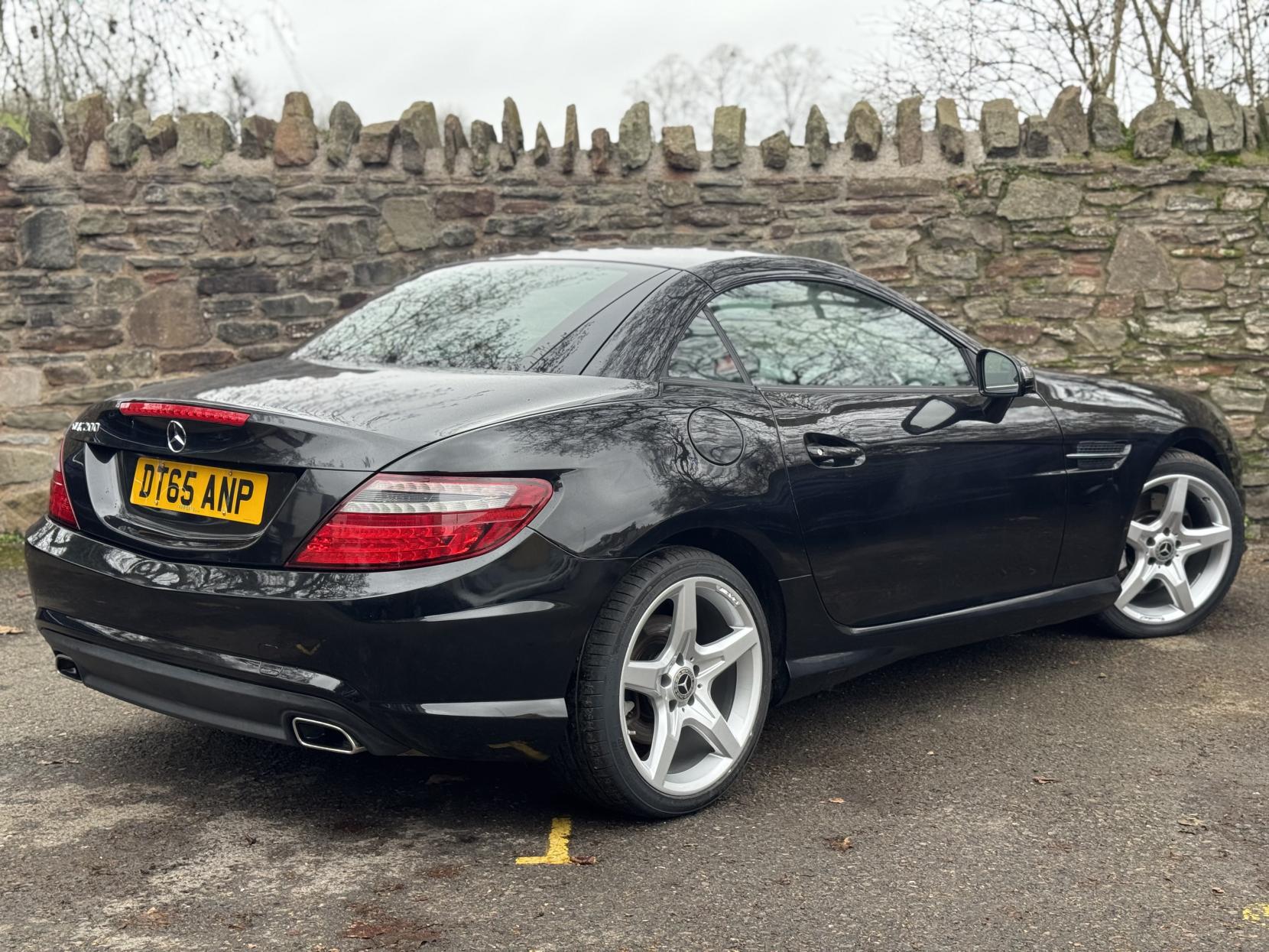 Mercedes-Benz SLK 2.0 SLK200 AMG Sport Convertible 2dr Petrol Manual Euro 6 (s/s) (184 ps)