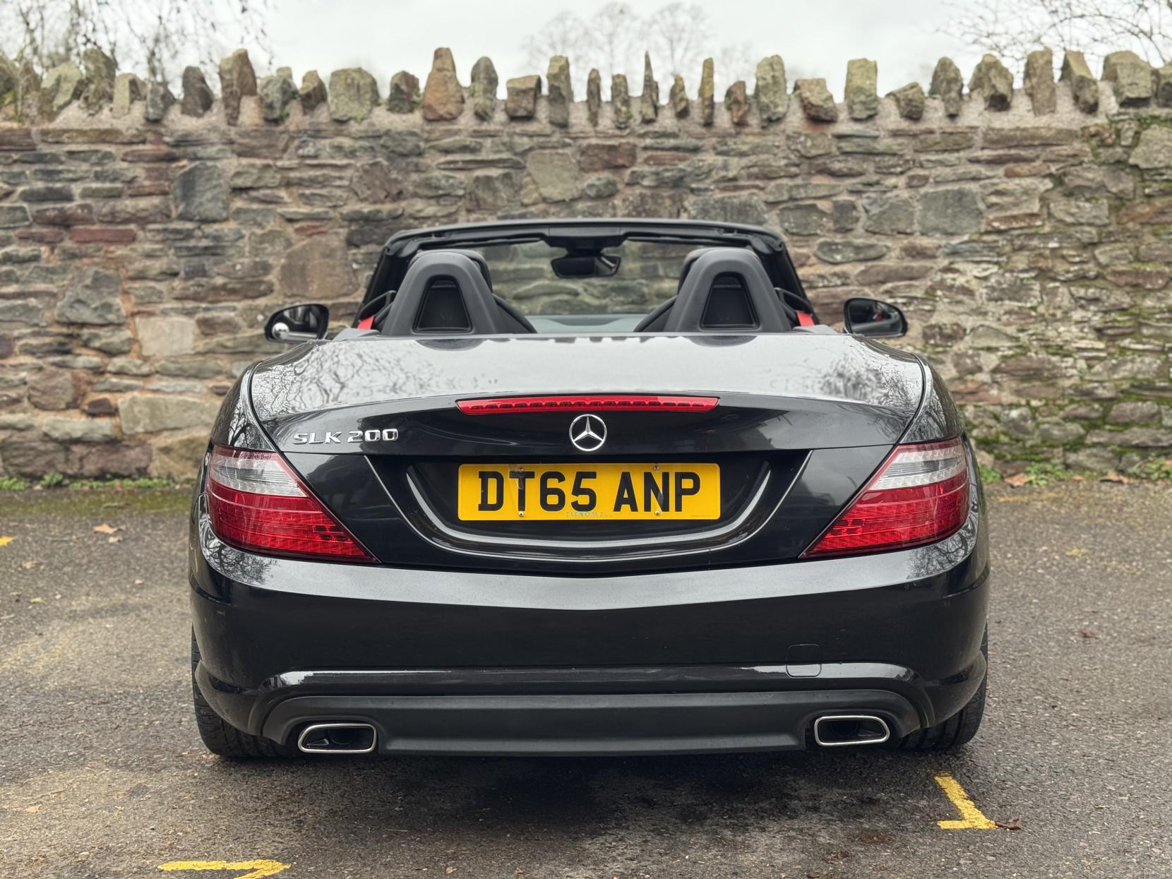 Mercedes-Benz SLK 2.0 SLK200 AMG Sport Convertible 2dr Petrol Manual Euro 6 (s/s) (184 ps)