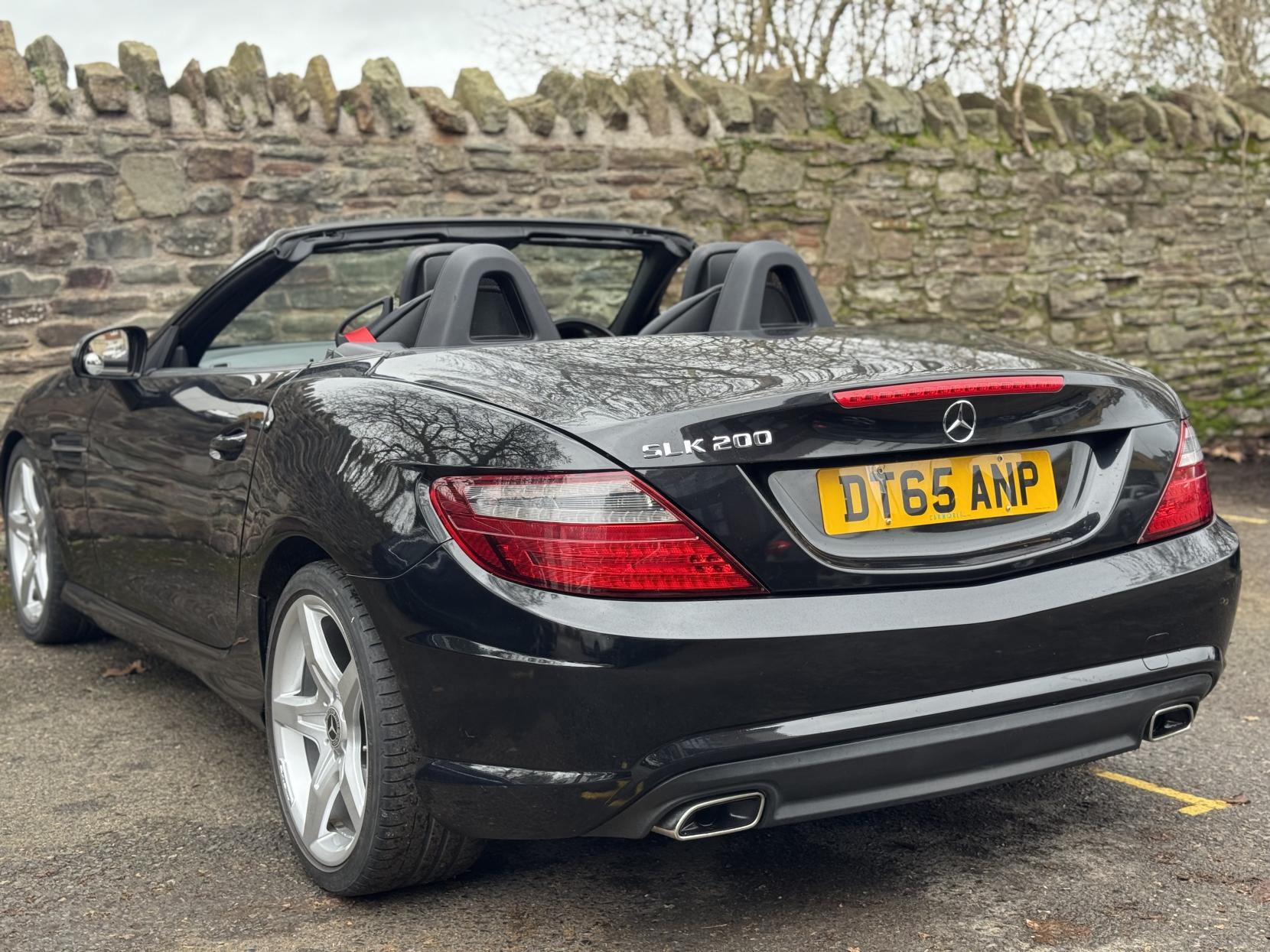 Mercedes-Benz SLK 2.0 SLK200 AMG Sport Convertible 2dr Petrol Manual Euro 6 (s/s) (184 ps)