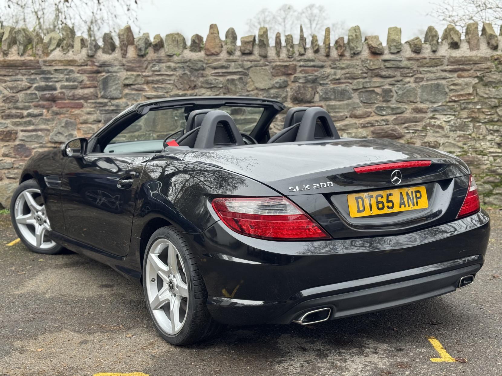 Mercedes-Benz SLK 2.0 SLK200 AMG Sport Convertible 2dr Petrol Manual Euro 6 (s/s) (184 ps)