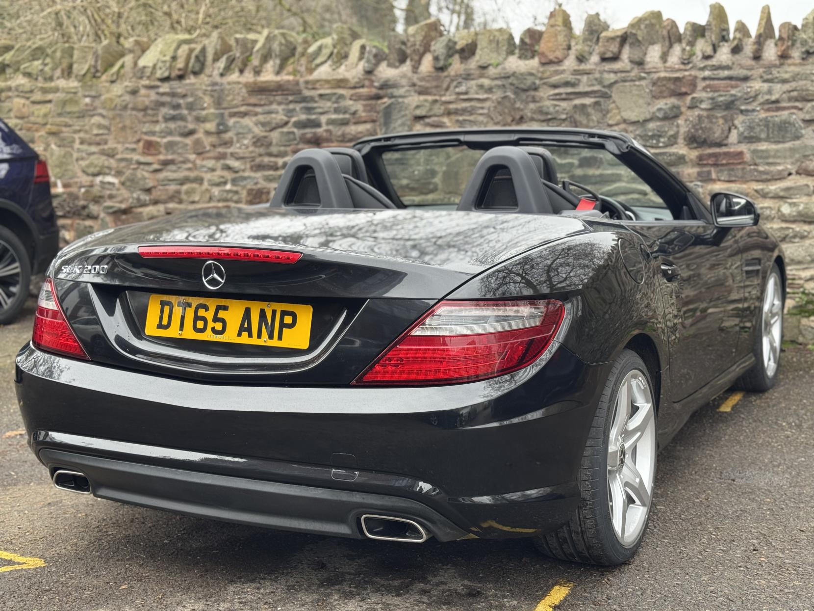 Mercedes-Benz SLK 2.0 SLK200 AMG Sport Convertible 2dr Petrol Manual Euro 6 (s/s) (184 ps)