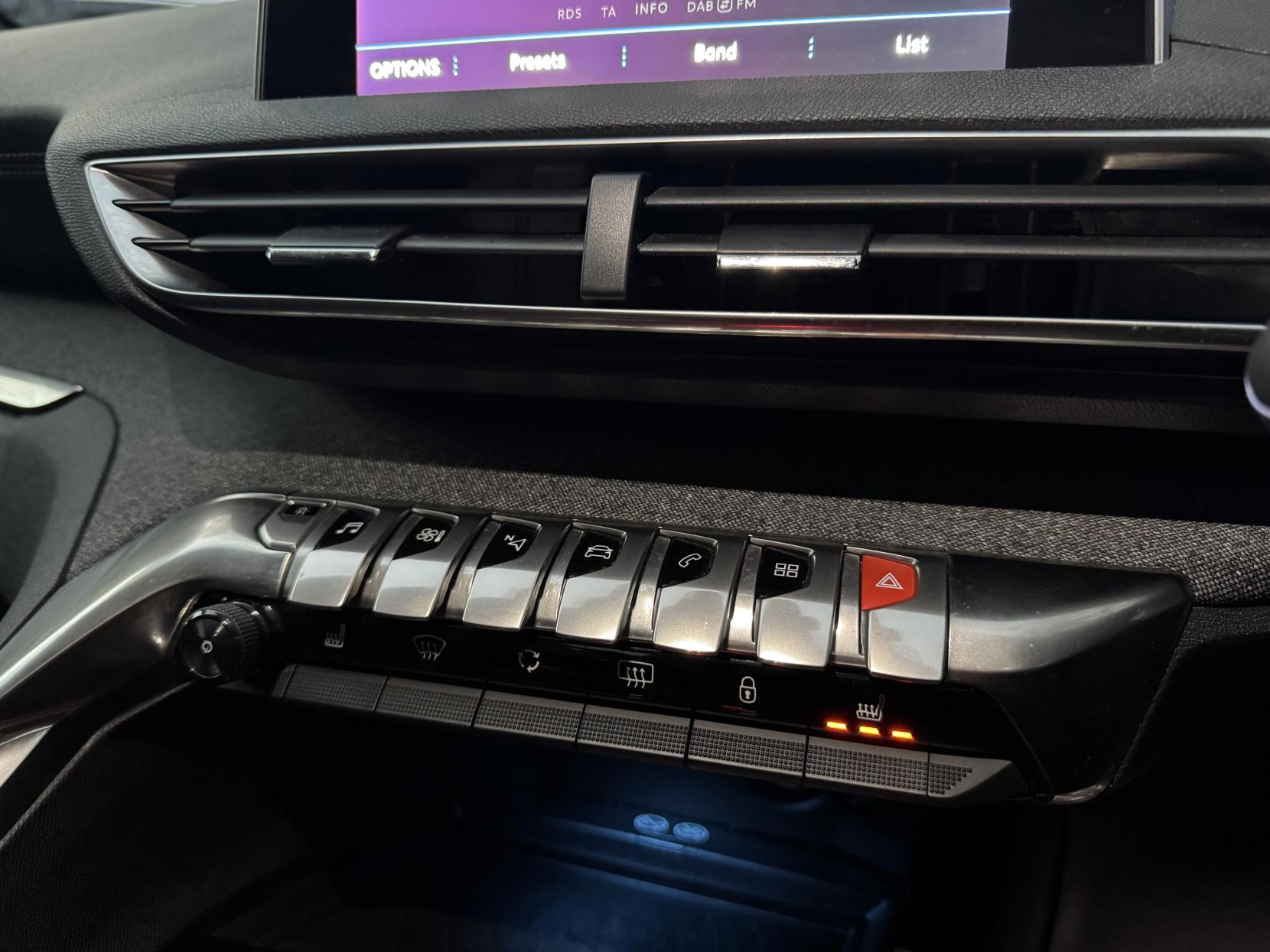 Peugeot 3008 1.2 PureTech GT Line SUV 5dr Petrol Manual Euro 6 (s/s) (130 ps)