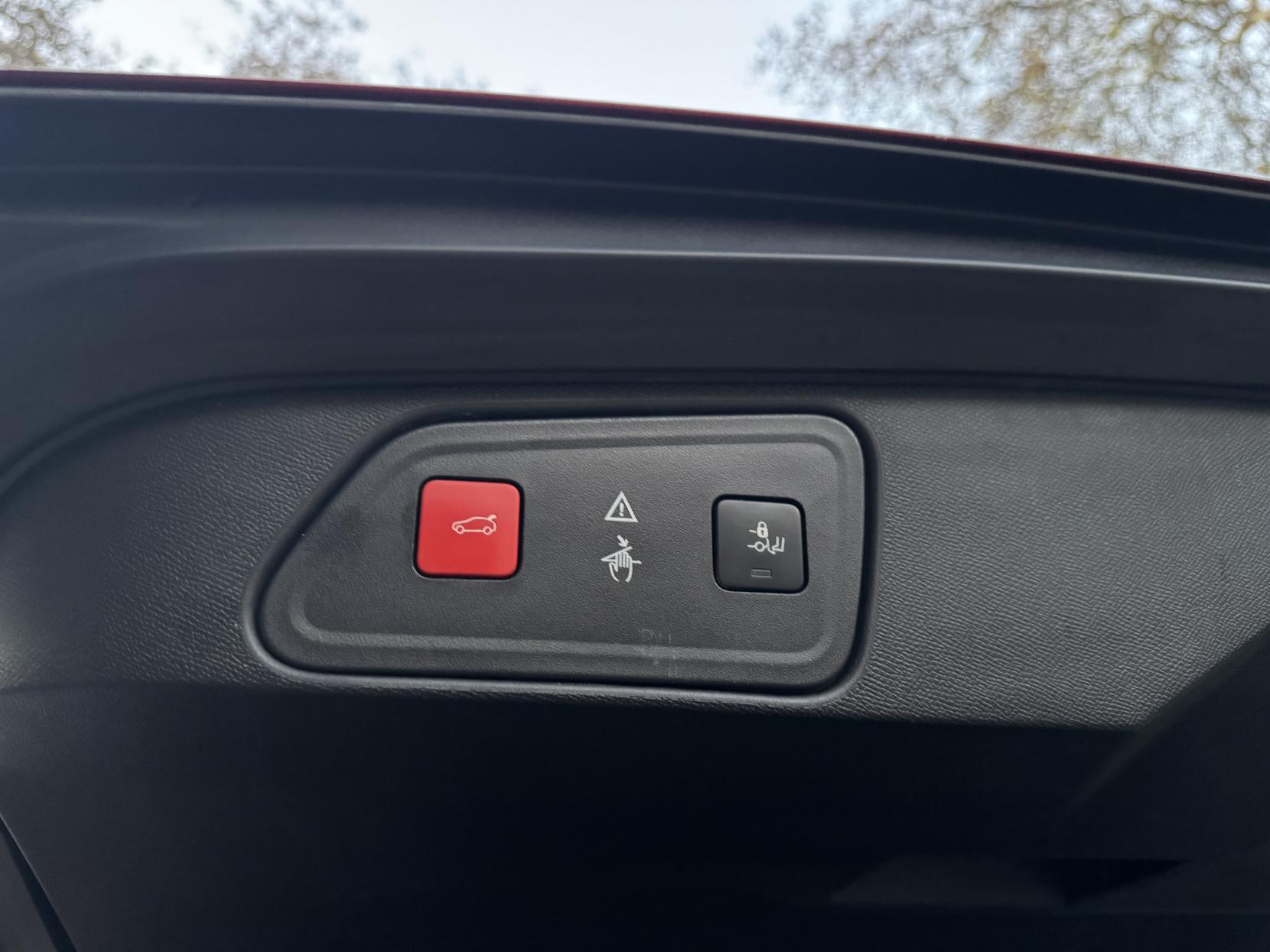 Peugeot 3008 1.2 PureTech GT Line SUV 5dr Petrol Manual Euro 6 (s/s) (130 ps)