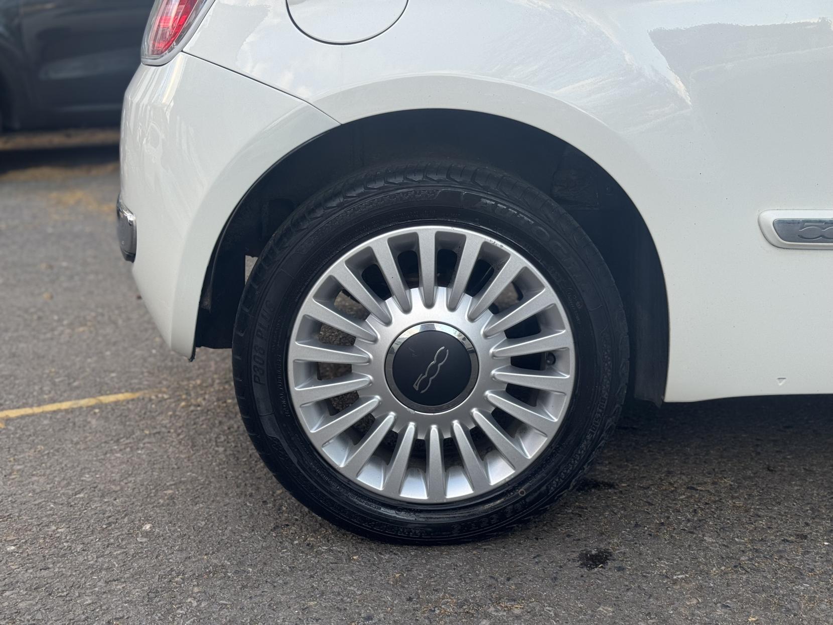 Fiat 500 1.2 Lounge Hatchback 3dr Petrol Manual Euro 5 (s/s) (69 bhp)