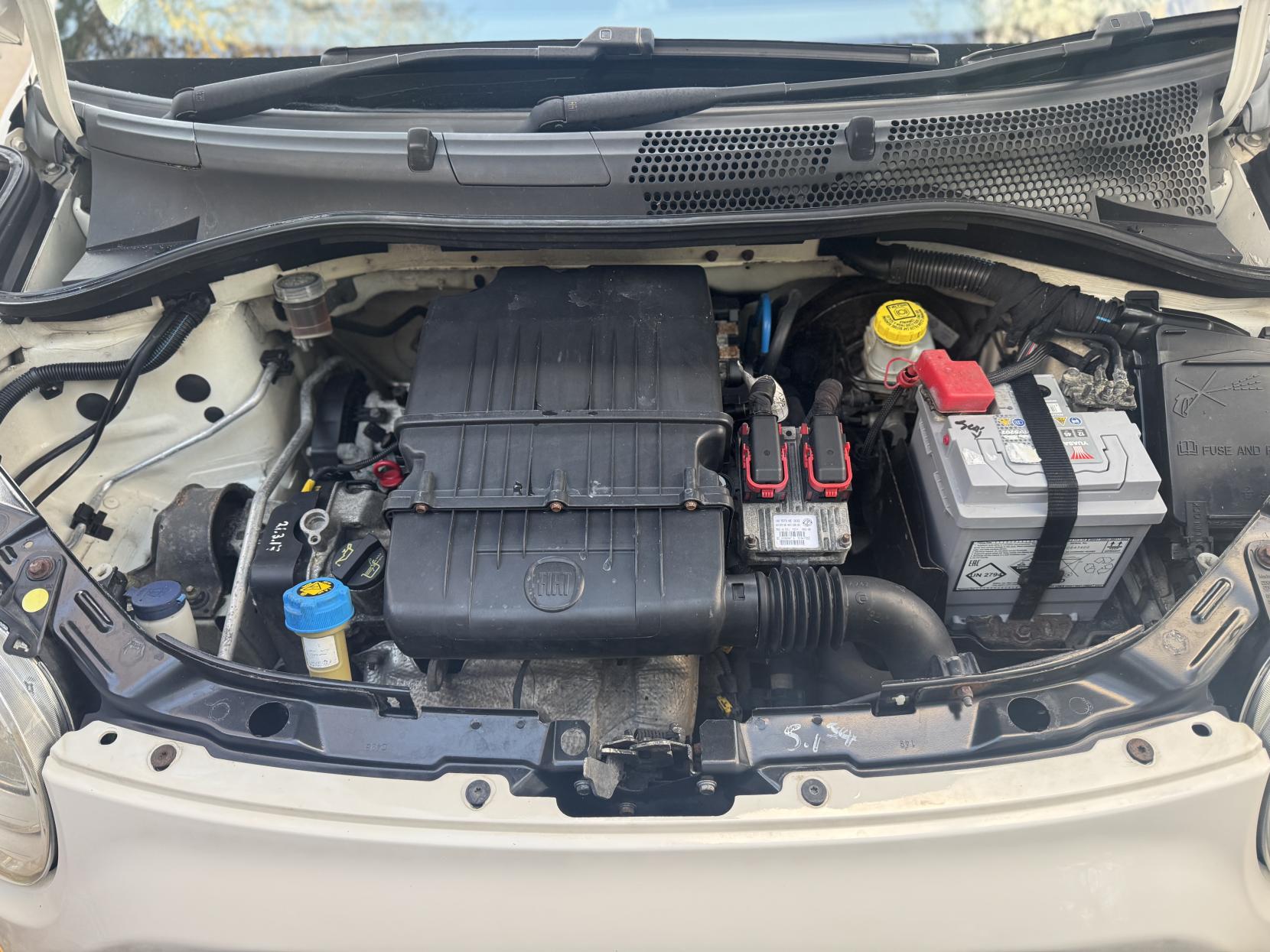 Fiat 500 1.2 Lounge Hatchback 3dr Petrol Manual Euro 5 (s/s) (69 bhp)