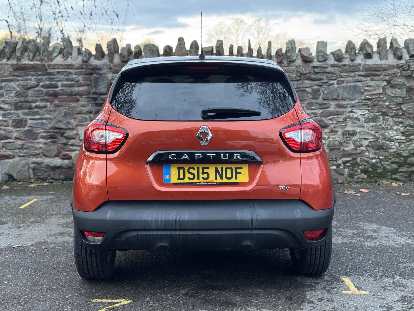 Renault Captur 0.9 TCe ENERGY Dynamique S MediaNav SUV 5dr Petrol Manual Euro 5 (s/s) (90 ps)