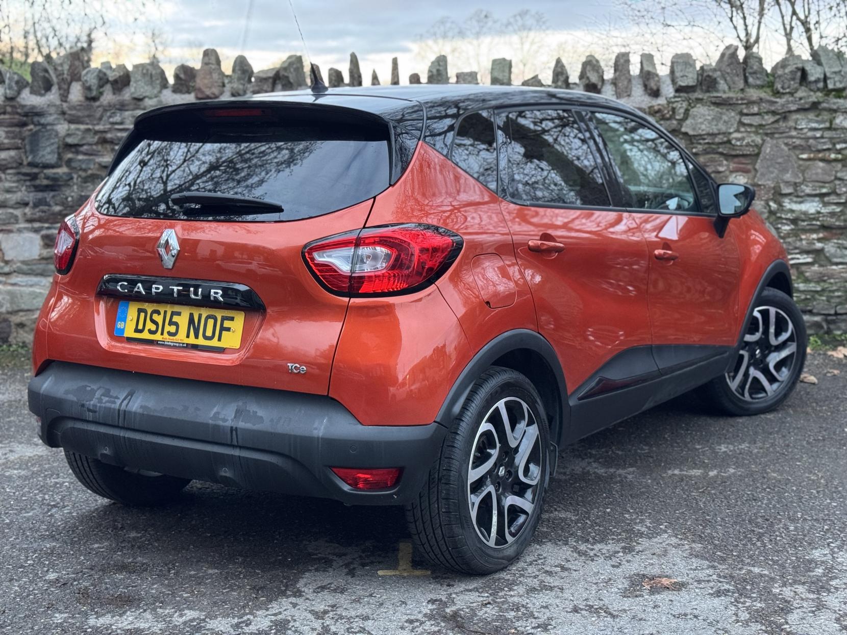 Renault Captur 0.9 TCe ENERGY Dynamique S MediaNav SUV 5dr Petrol Manual Euro 5 (s/s) (90 ps)