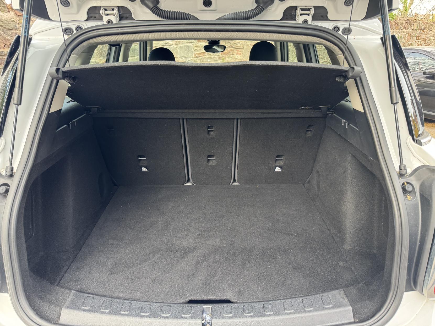 MINI Countryman 2.0 Cooper D SUV 5dr Diesel Auto Euro 6 (s/s) (150 ps)