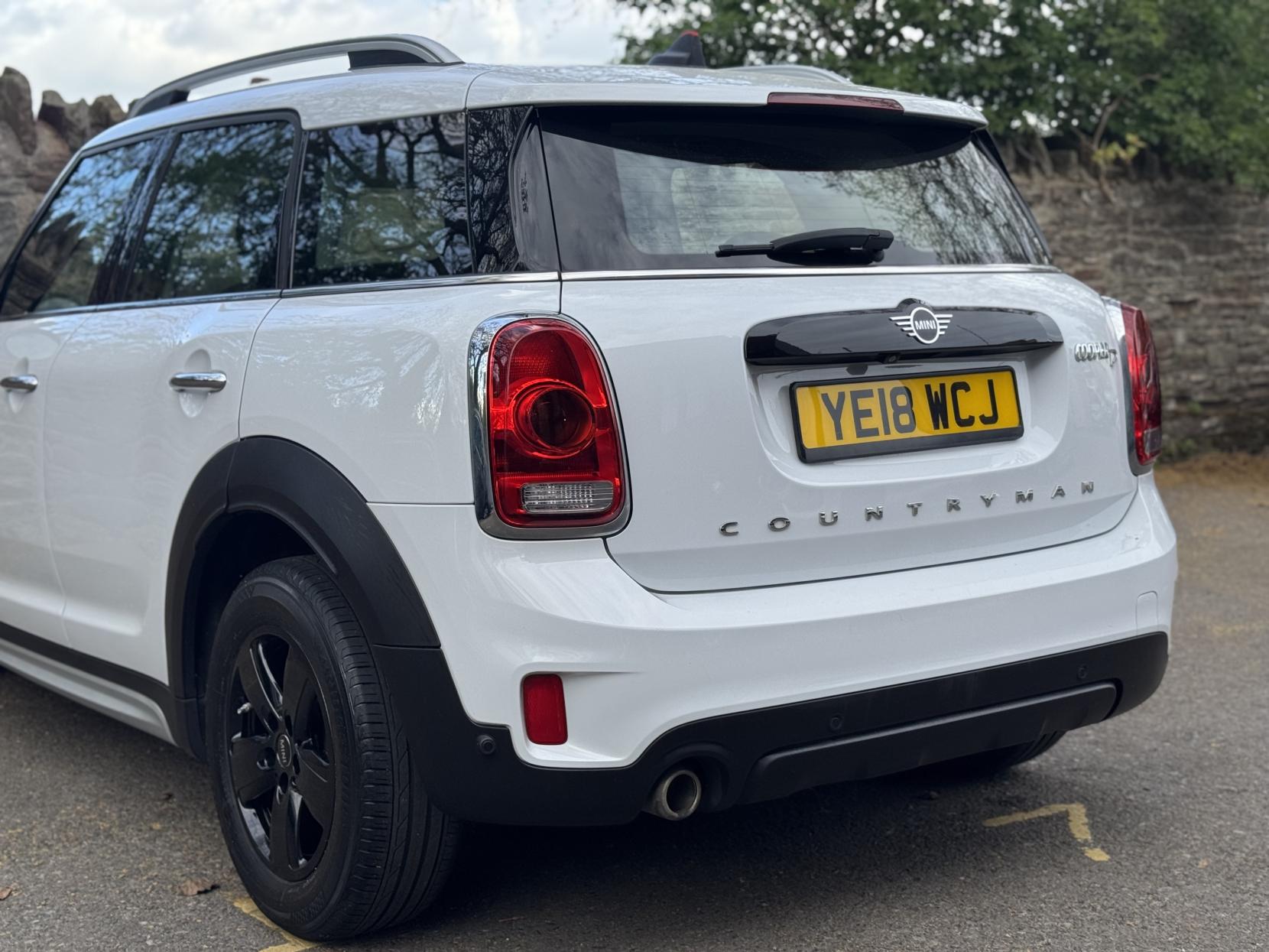 MINI Countryman 2.0 Cooper D SUV 5dr Diesel Auto Euro 6 (s/s) (150 ps)