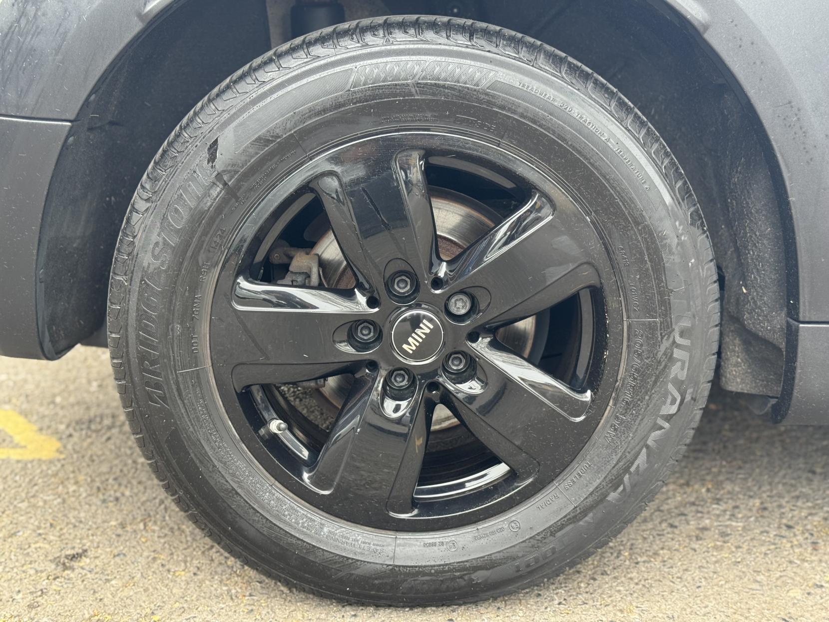 MINI Countryman 2.0 Cooper D SUV 5dr Diesel Auto Euro 6 (s/s) (150 ps)