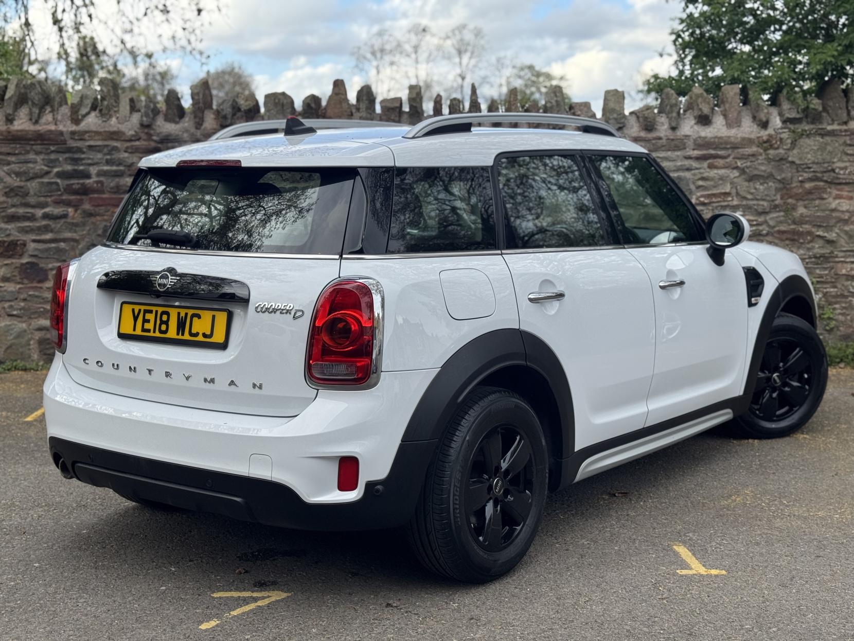 MINI Countryman 2.0 Cooper D SUV 5dr Diesel Auto Euro 6 (s/s) (150 ps)