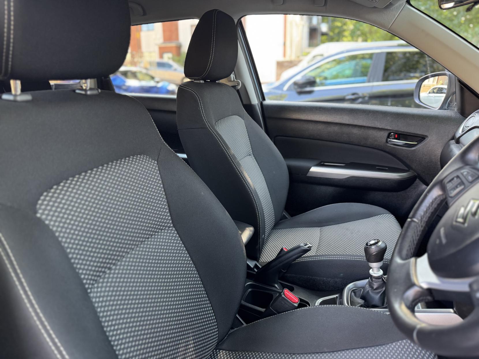 Suzuki Vitara 1.4 Boosterjet SZ-T SUV 5dr Petrol Manual Euro 6 (s/s) (140 ps)