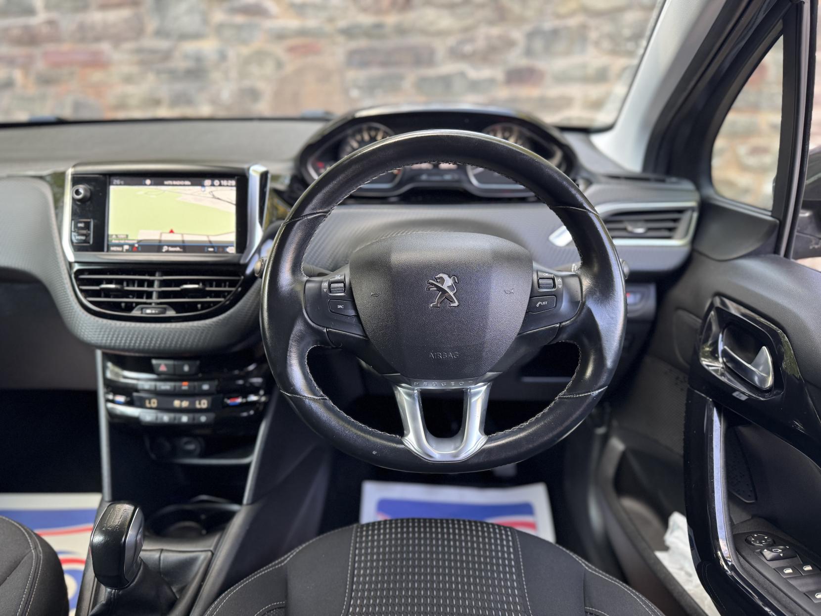 Peugeot 208 1.2 PureTech Tech Edition Hatchback 5dr Petrol Manual Euro 6 (s/s) (82 ps)