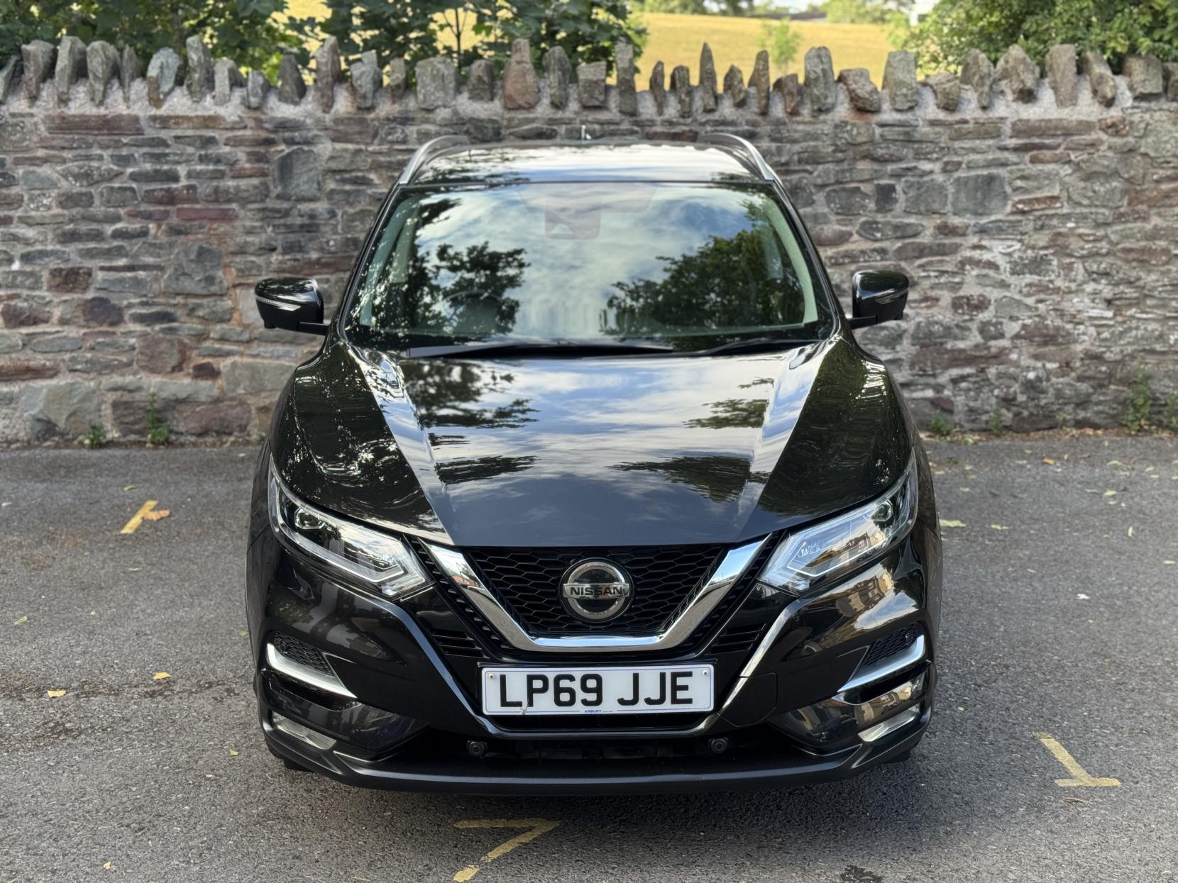 Nissan Qashqai 1.3 DIG-T Tekna SUV 5dr Petrol Manual Euro 6 (s/s) (140 ps)